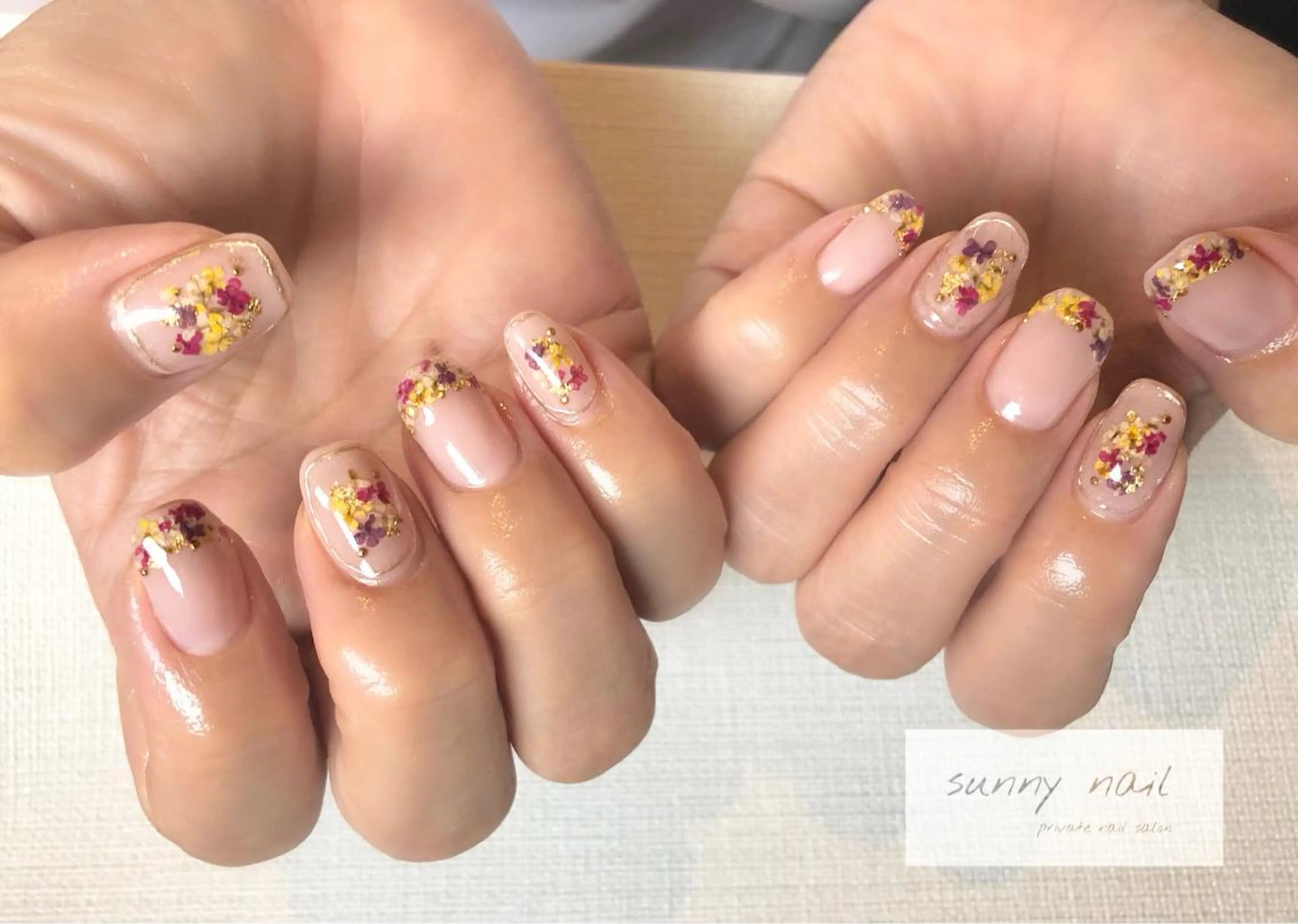 ネイル アートネイル フレンチネイル ジェルネイル ミラーネイル ニュアンスネイル sunny nailのネイルデザイン