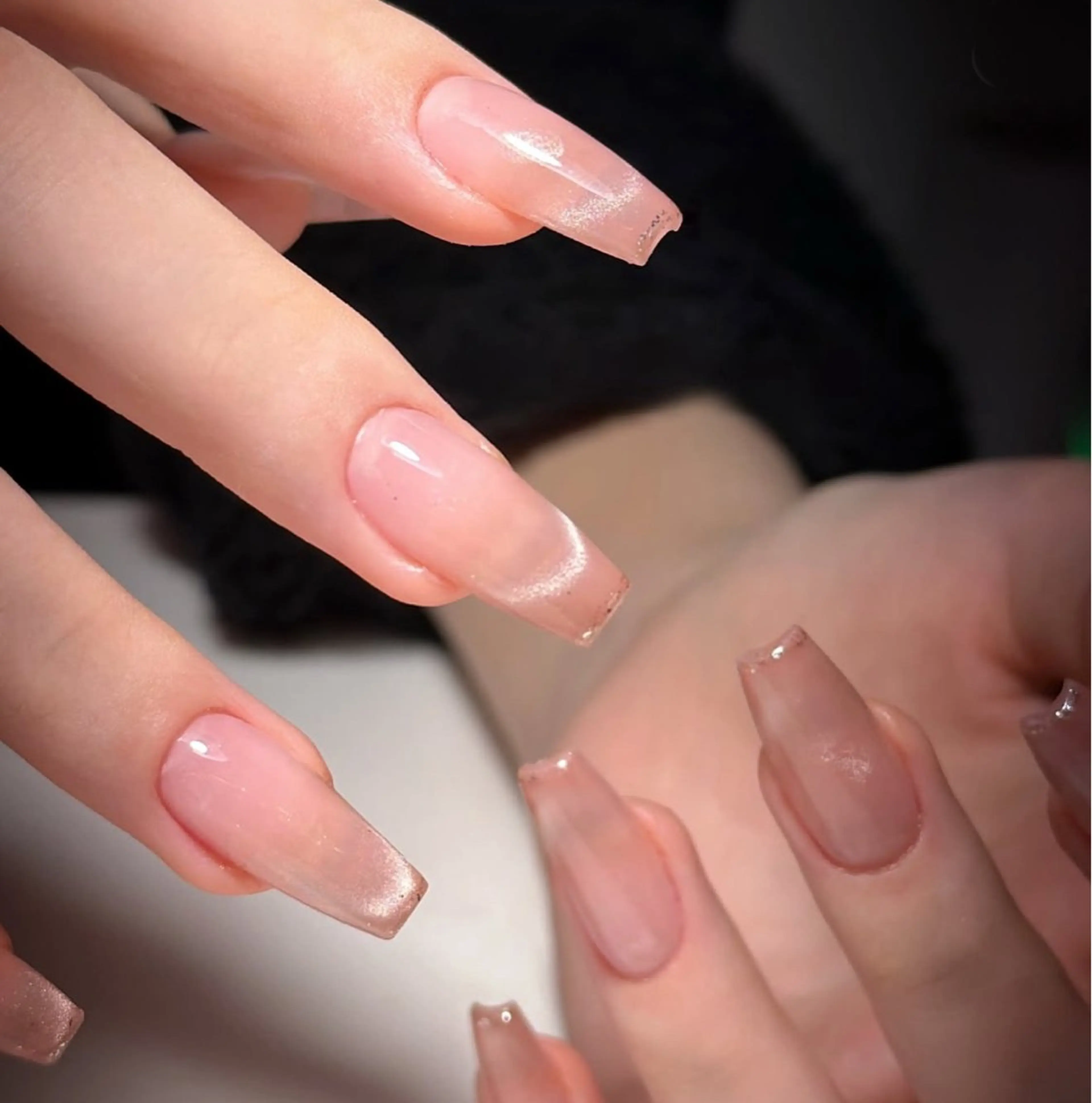 ネイル アニマル柄 オーロラネイル チークネイル フラッシュネイル ジェルネイル ハンドネイル Lyna 池袋のネイルデザイン