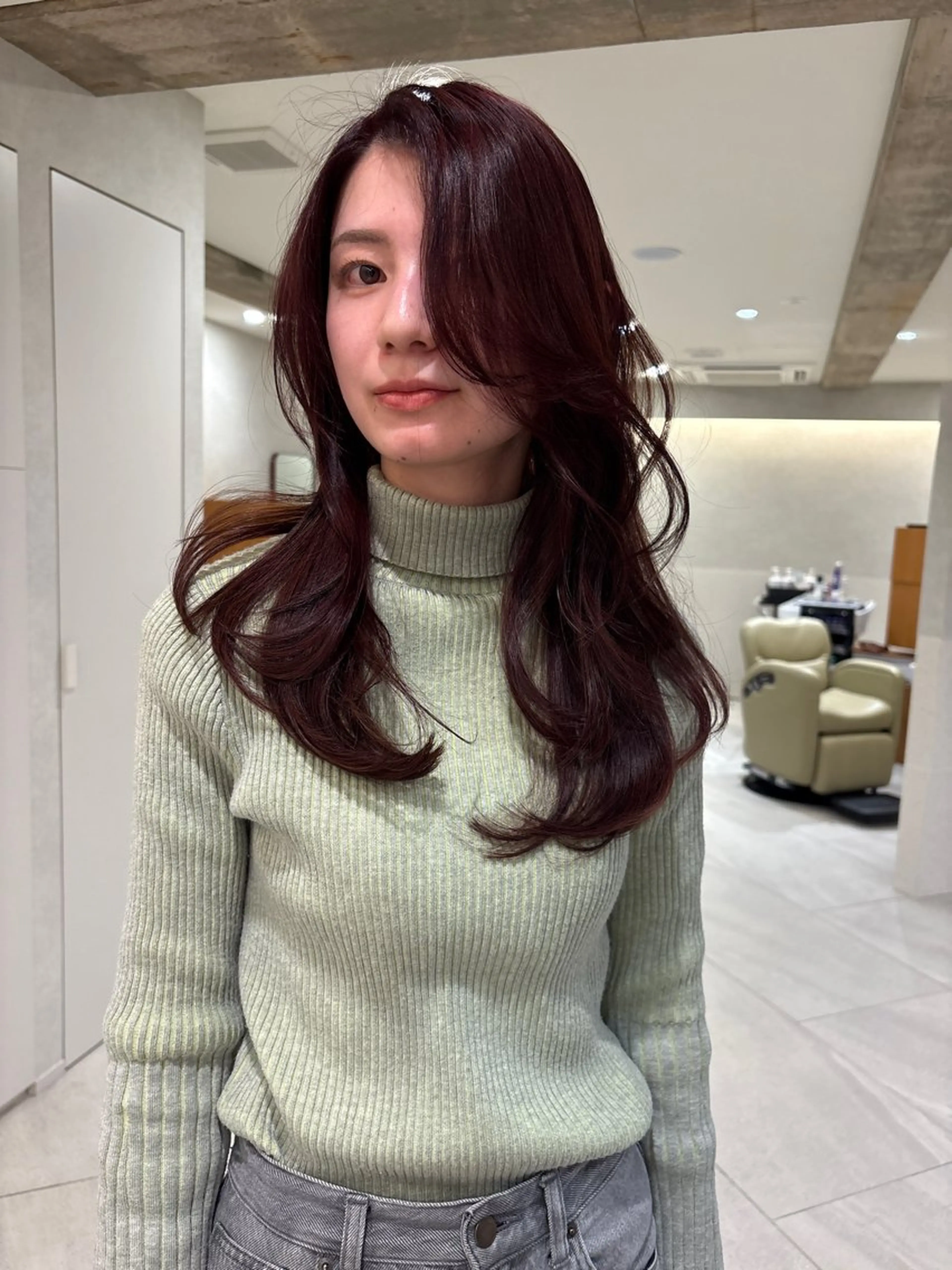 セミロング 顔周りカット 似合わせカット ヘアカラー 梅田/レイヤーカット /ミルクティーカラーのヘアスタイル