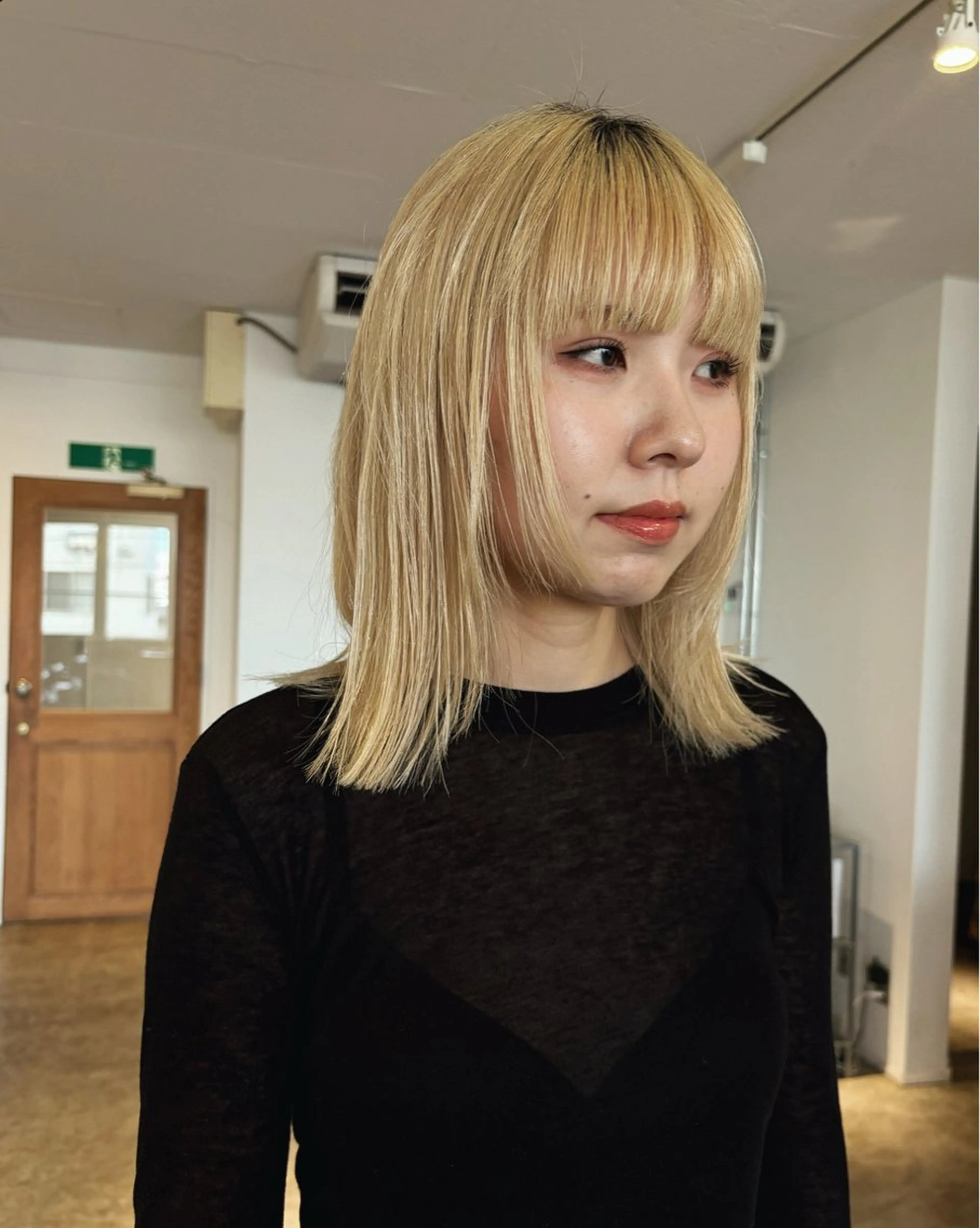 ミディアム カラー 松崎 めいのヘアスタイル