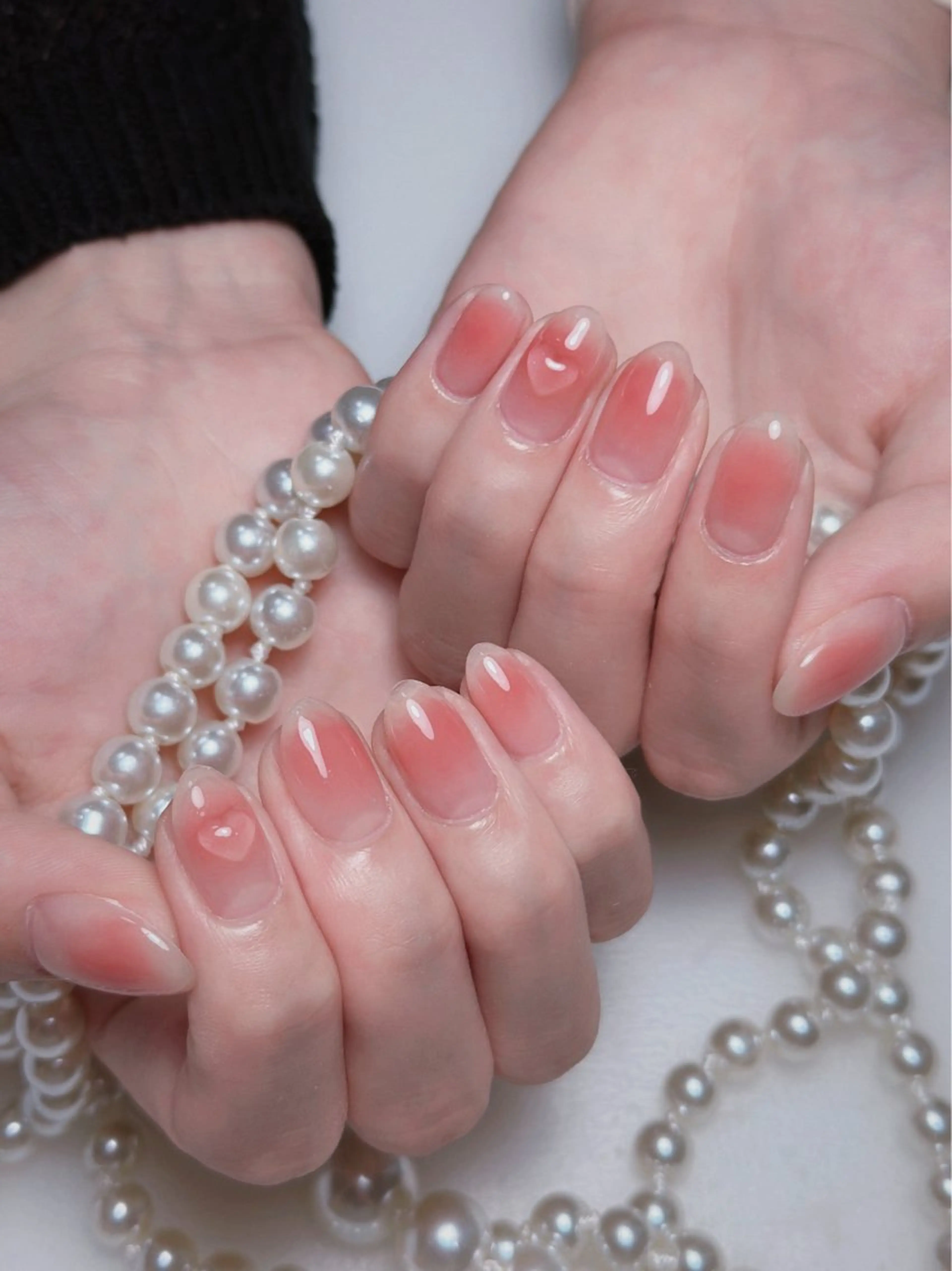 ネイル オーロラネイル 長さ出し フットネイル ラメ(グリッター) ラメグラデーション ハンドネイル 👍thumbs up nail👍のネイルデザイン