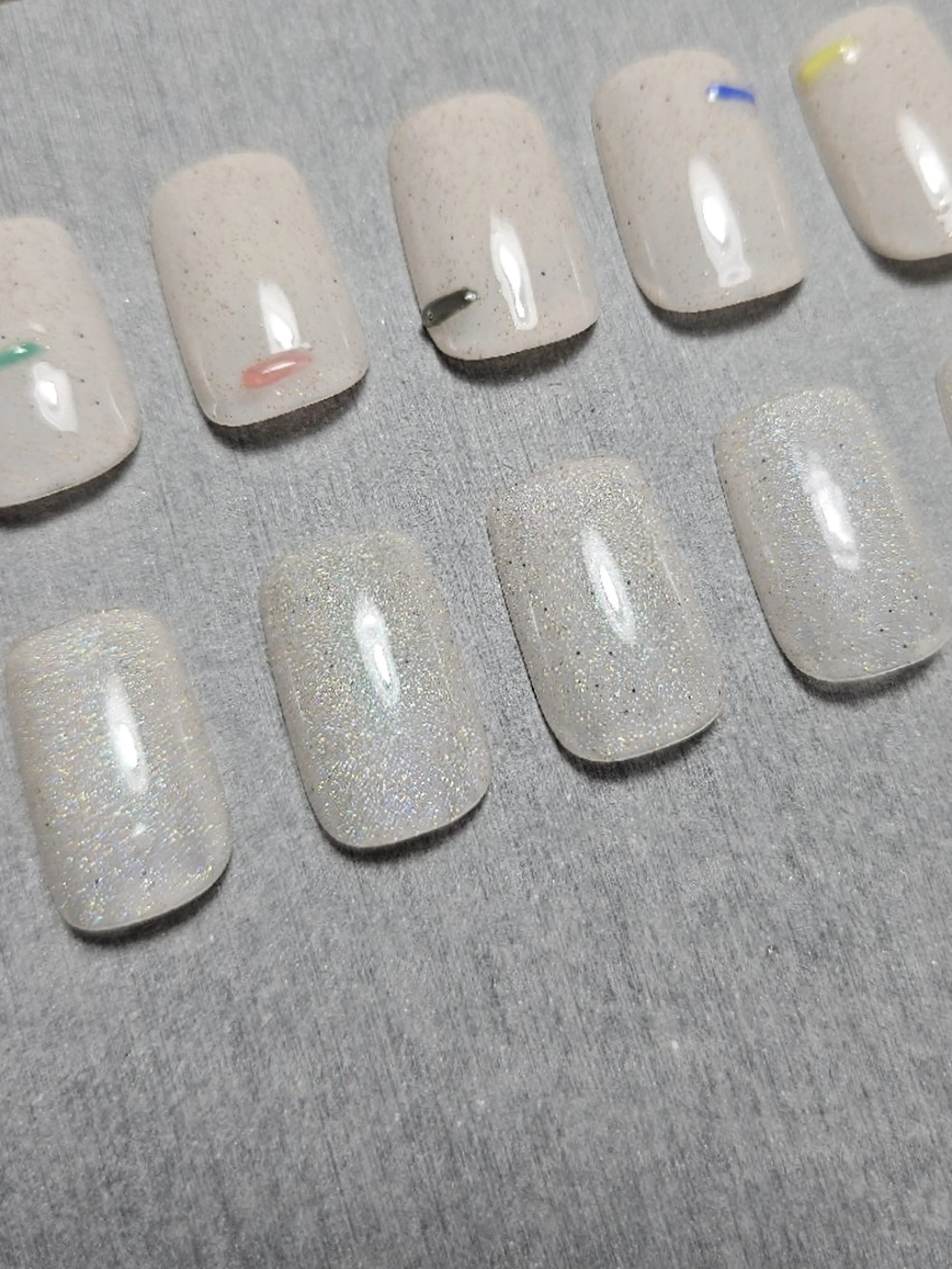 ネイル ハンドネイル emust.nail   のネイルデザイン