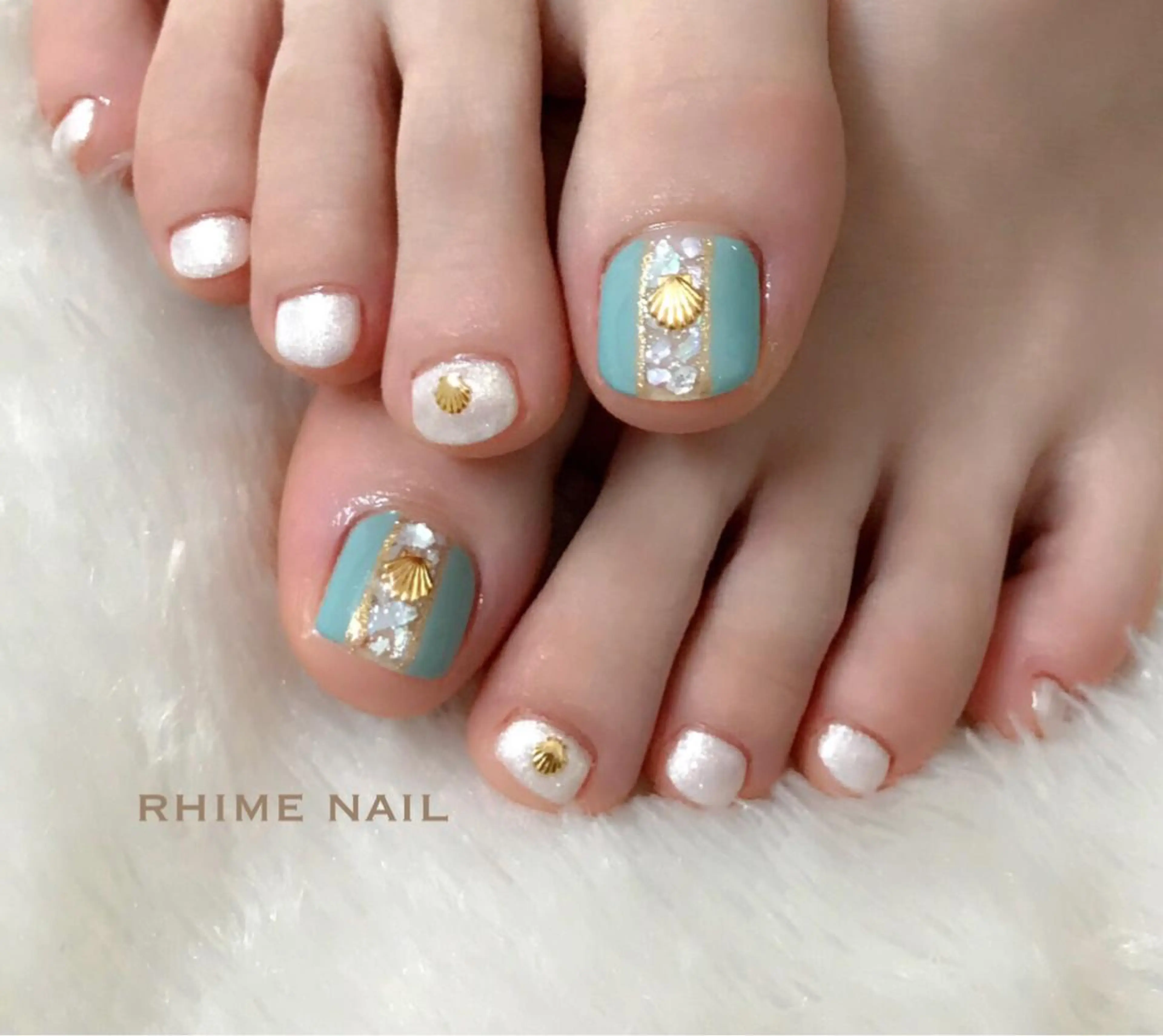ネイル アニマル柄 アートネイル フットネイル ニュアンスネイル オフィスネイル Rhime nail所属・Rhime nail ライムネイルのネイルデザイン