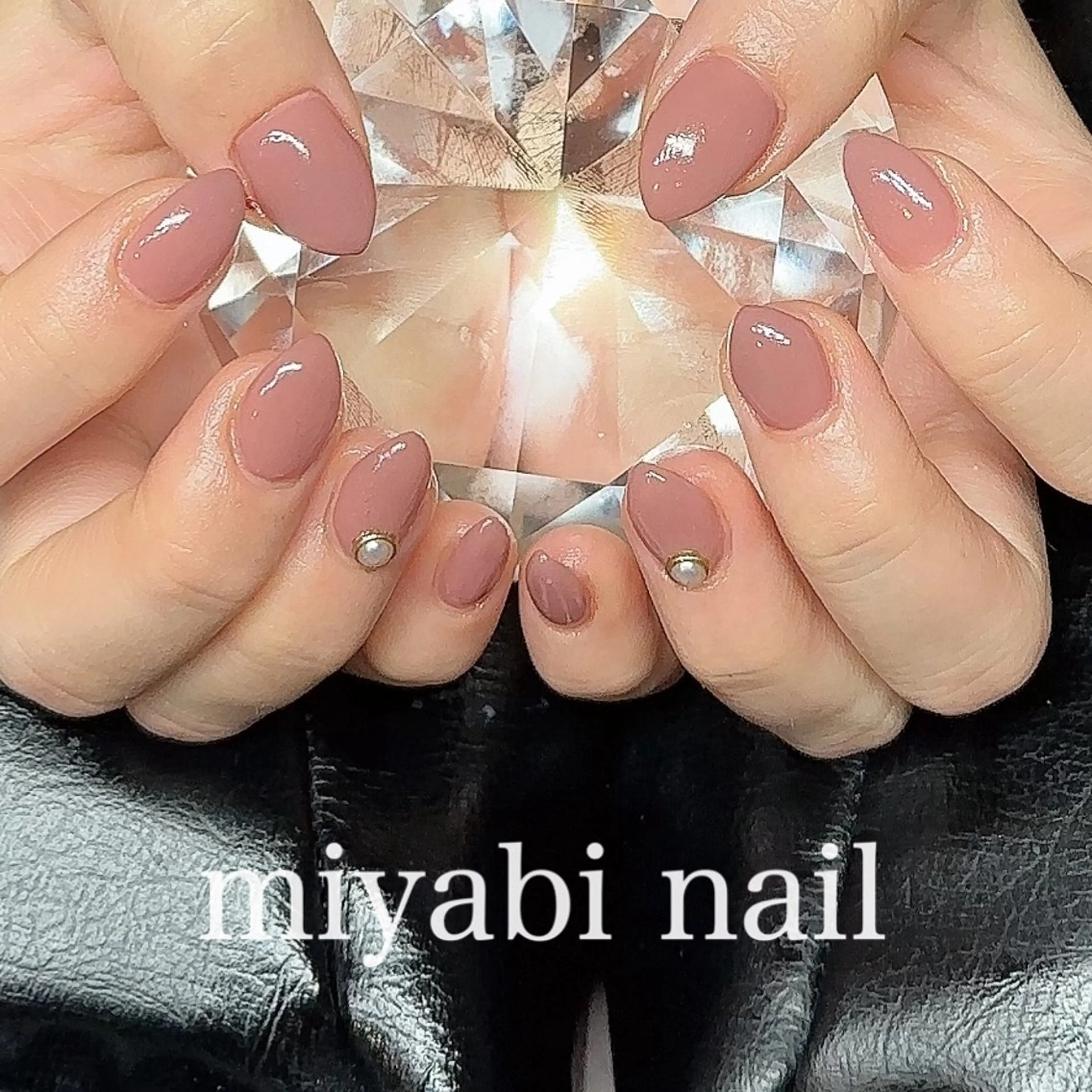 ネイル ブラウン ジェルネイル 持ち込み ピンク 春ネイル ハンドネイル miyabi nail 桂川駅近くのネイルデザイン