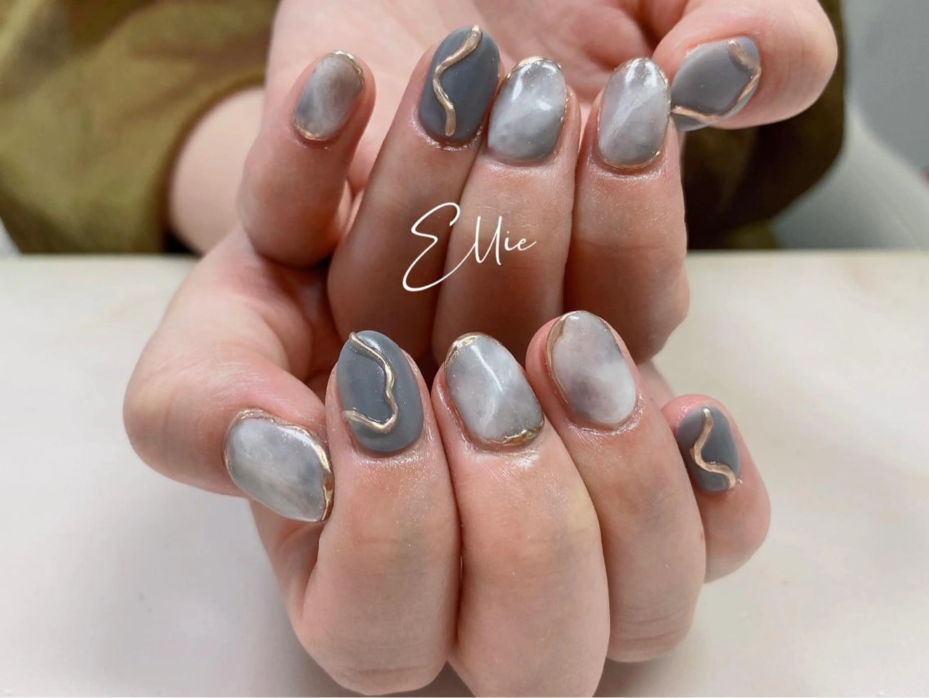 ネイル ハンドネイル ハンドケア 閨匠ビューティサロン 新橋店♡Ellieのネイルデザイン