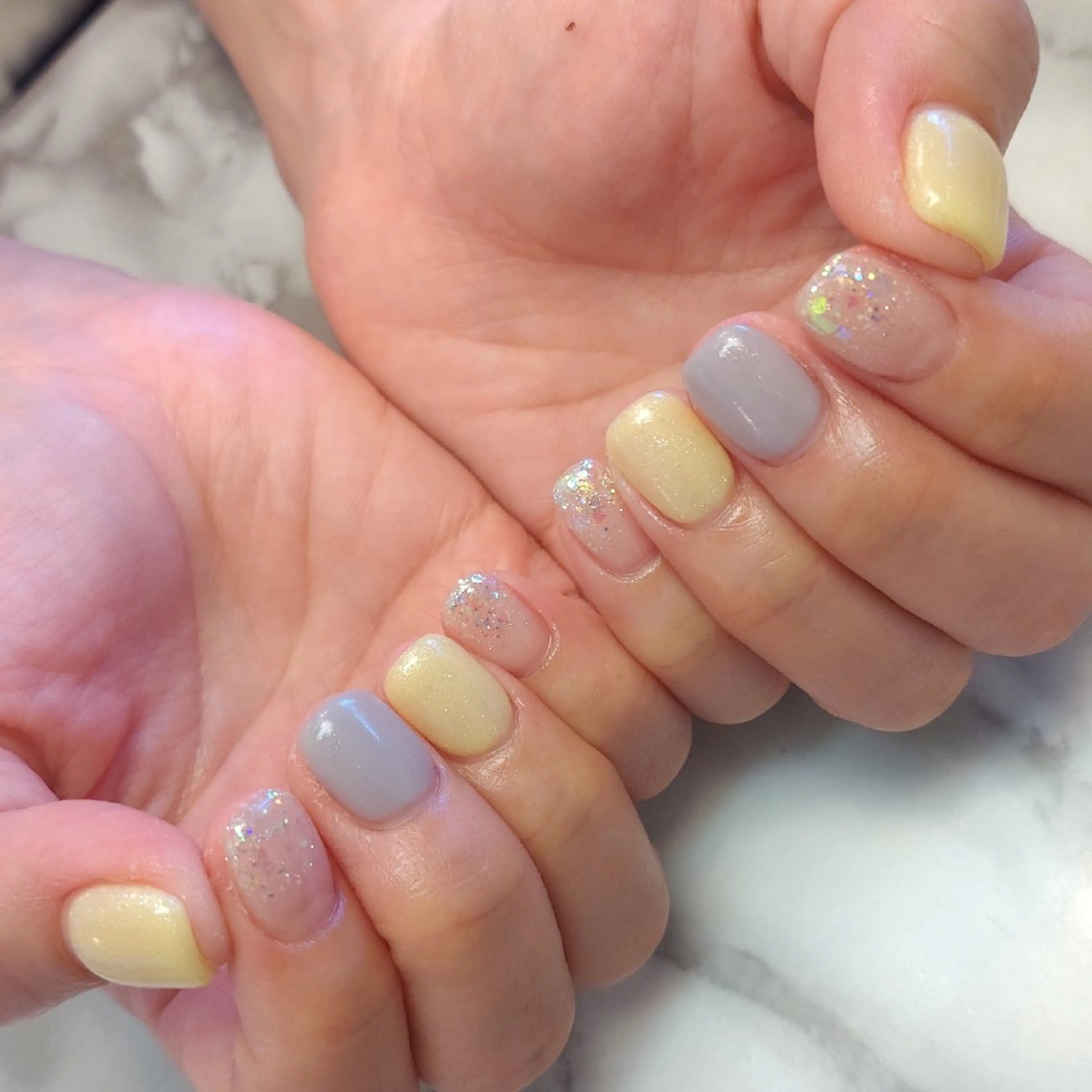 ネイル キラキラネイル ジェヌインネイル 河内のネイルデザイン