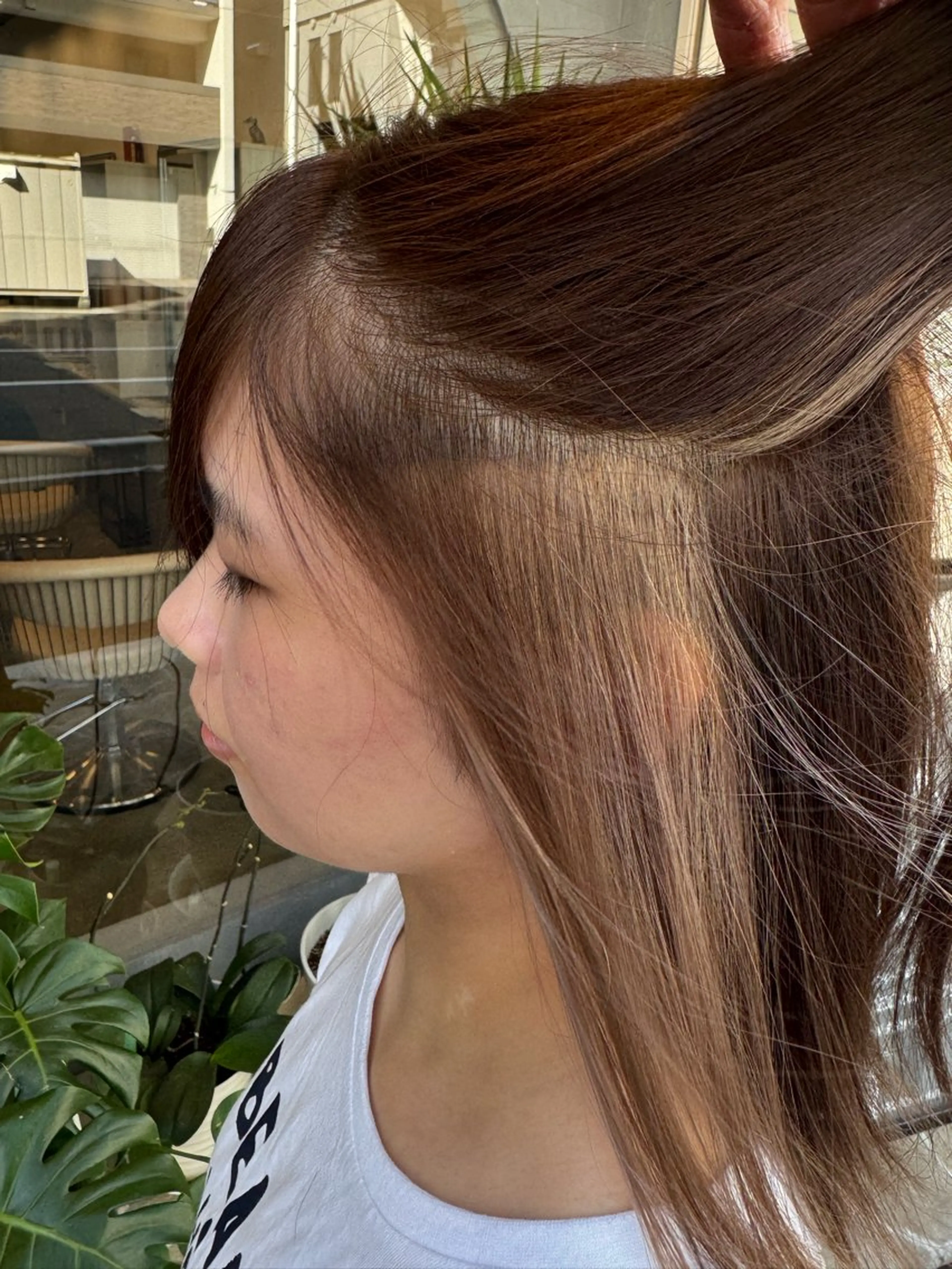 セミロング カラー ベージュカラー ブラウンカラー ホワイトベージュ ヘアカラー トリートメント dog star 関 海斗のヘアスタイル