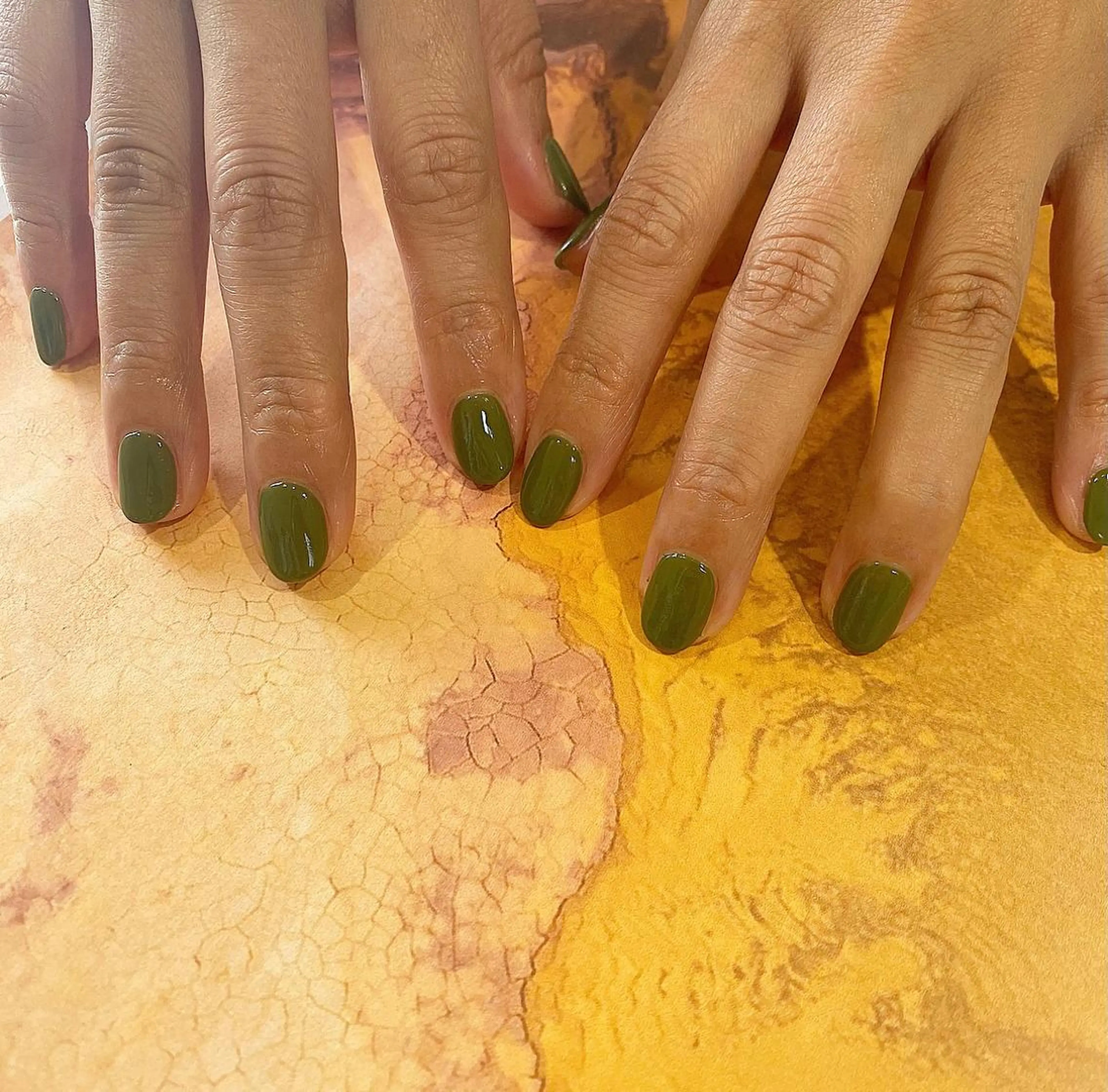 ネイル 椎葉 麻里矢のネイルデザイン