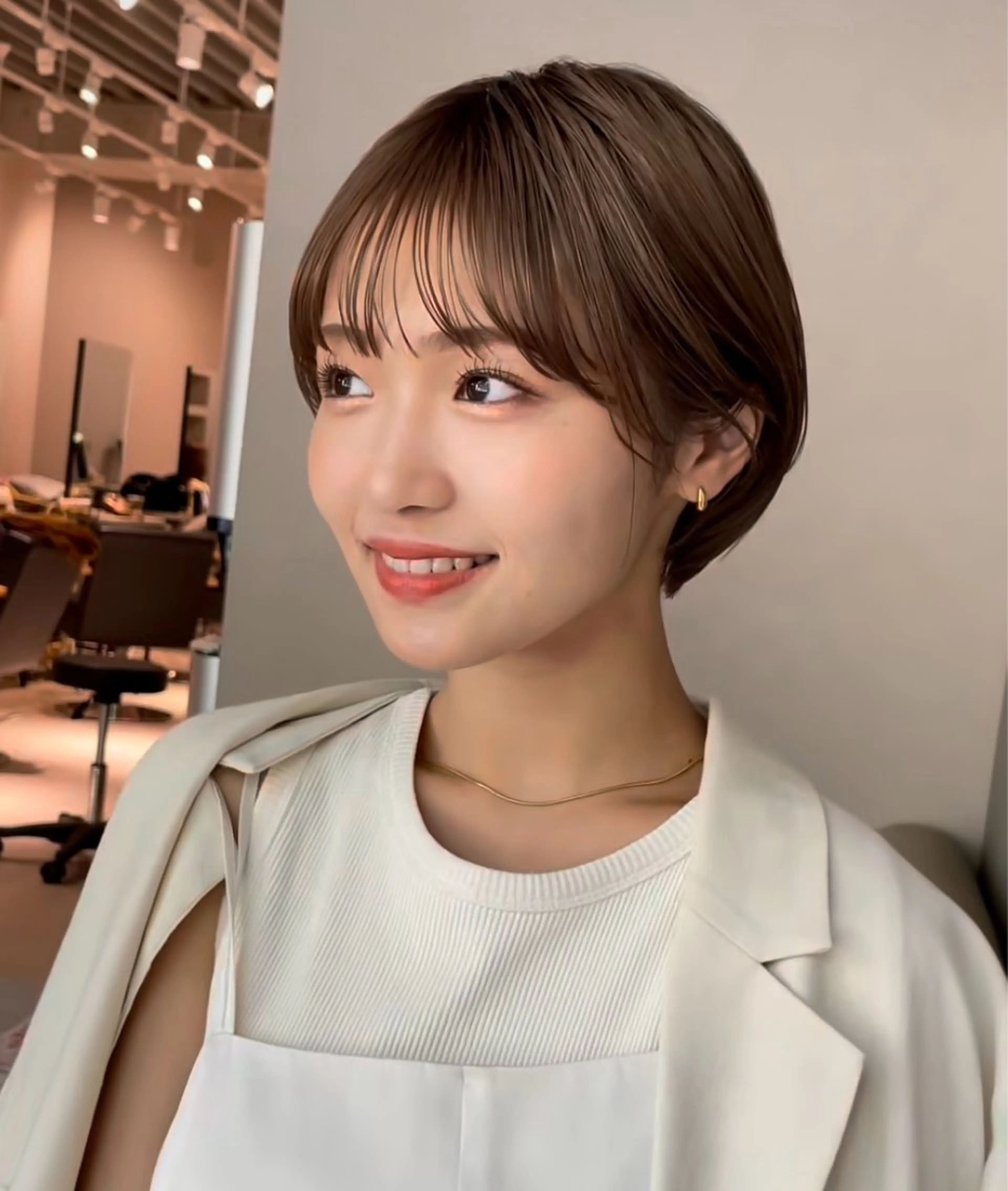 ショート 似合わせカット ショートヘア トリートメント ミディアムヘア Chifumiのヘアスタイル