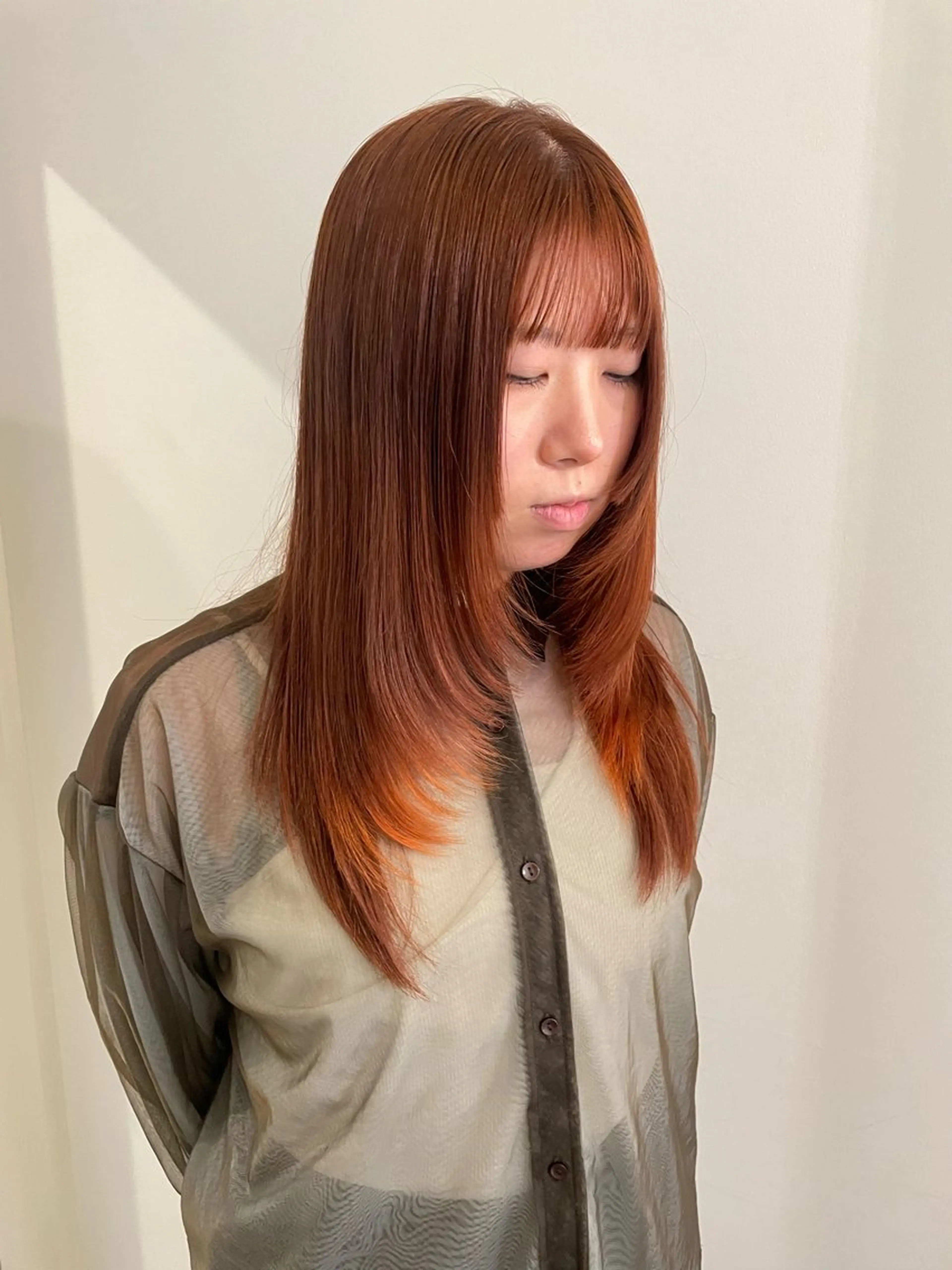 ロング カラー ブリーチ ブリーチなしカラー オレンジ カット ヘアカラー 渋谷 留菜のヘアスタイル