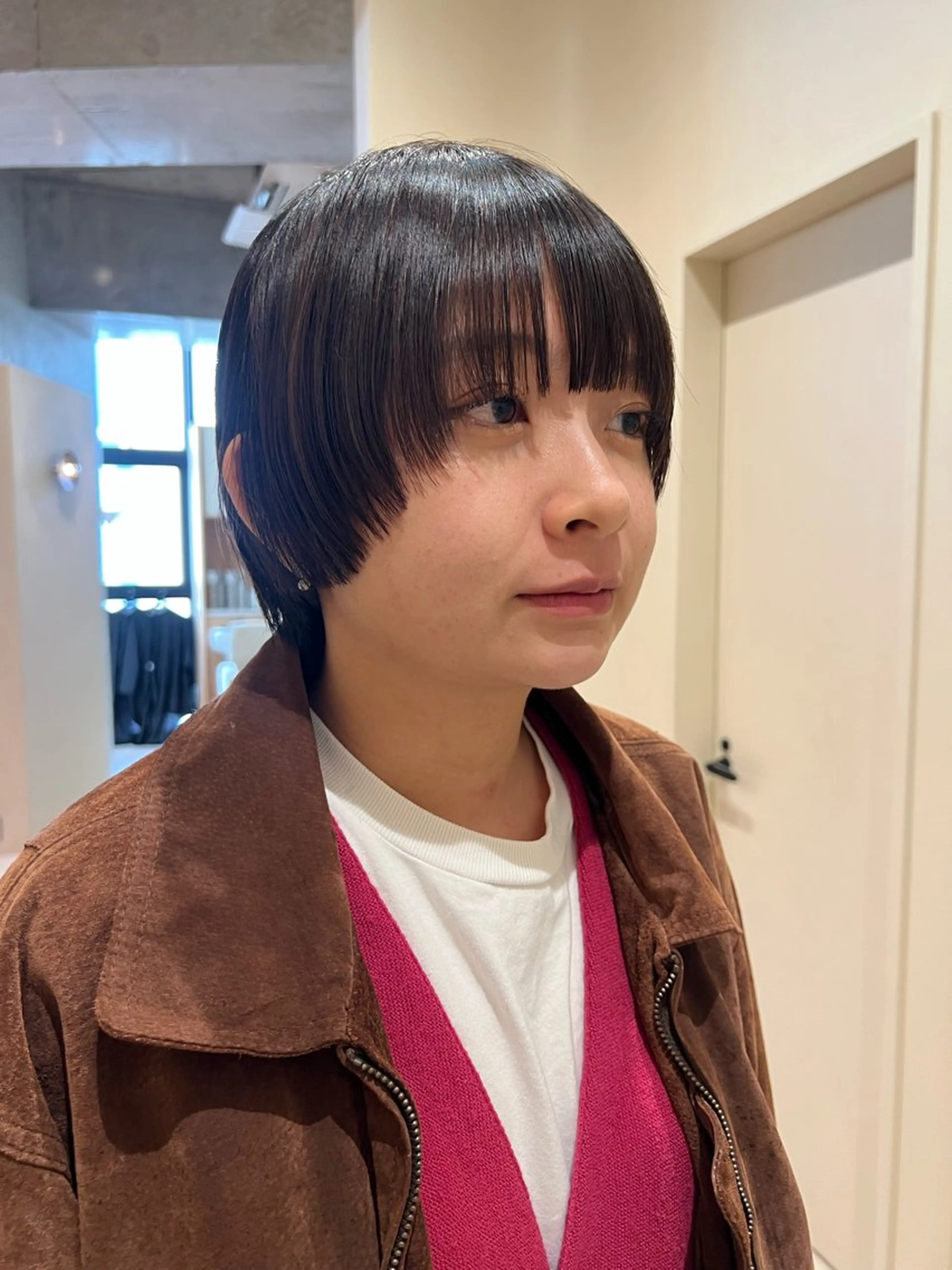 ショート ショートヘア レイヤーカット NERO加藤木麻彩のヘアスタイル