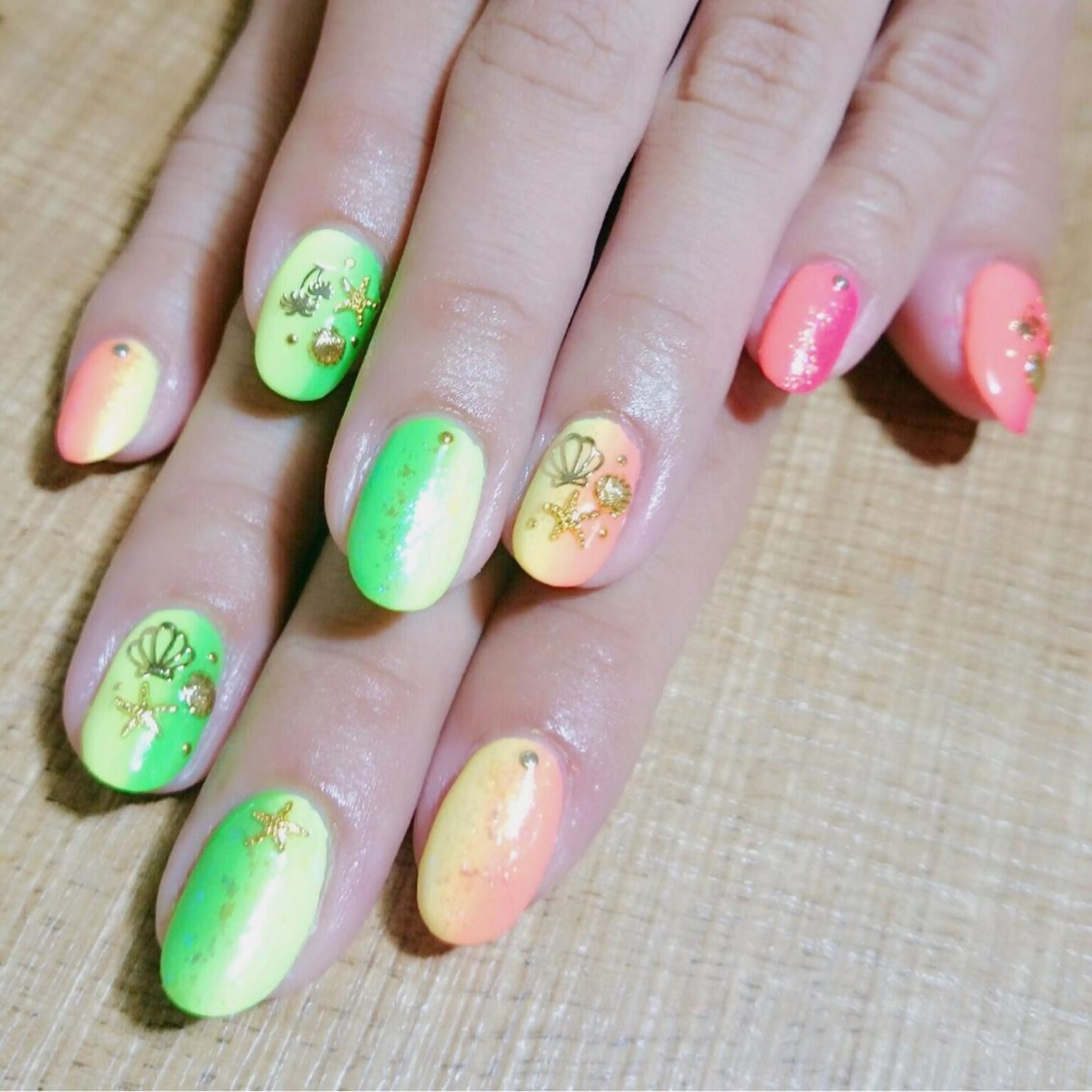 ネイル アートネイル 安藤 Charlotteのネイルデザイン