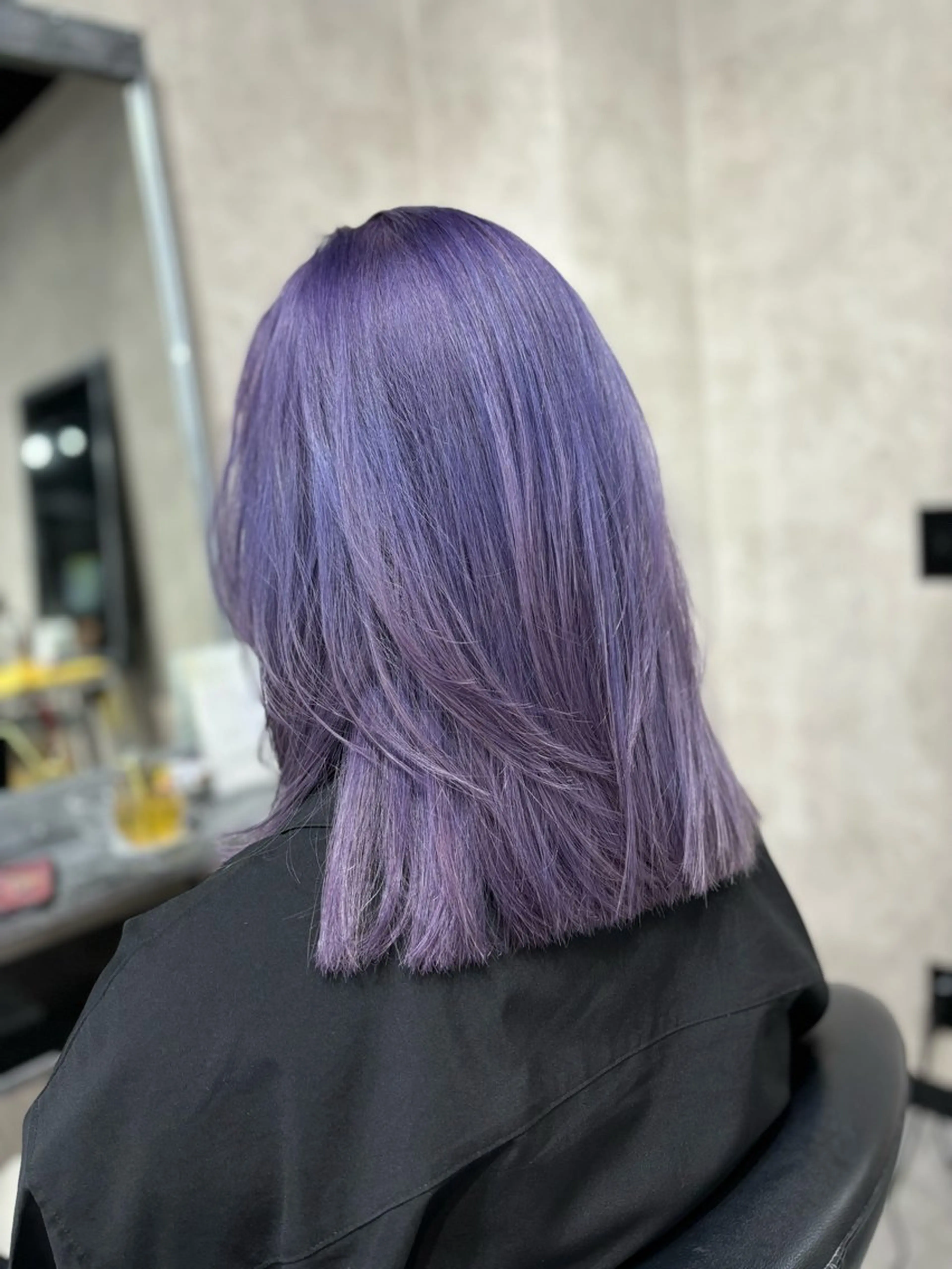 ミディアム カラー KISSSWAN Remiのヘアスタイル