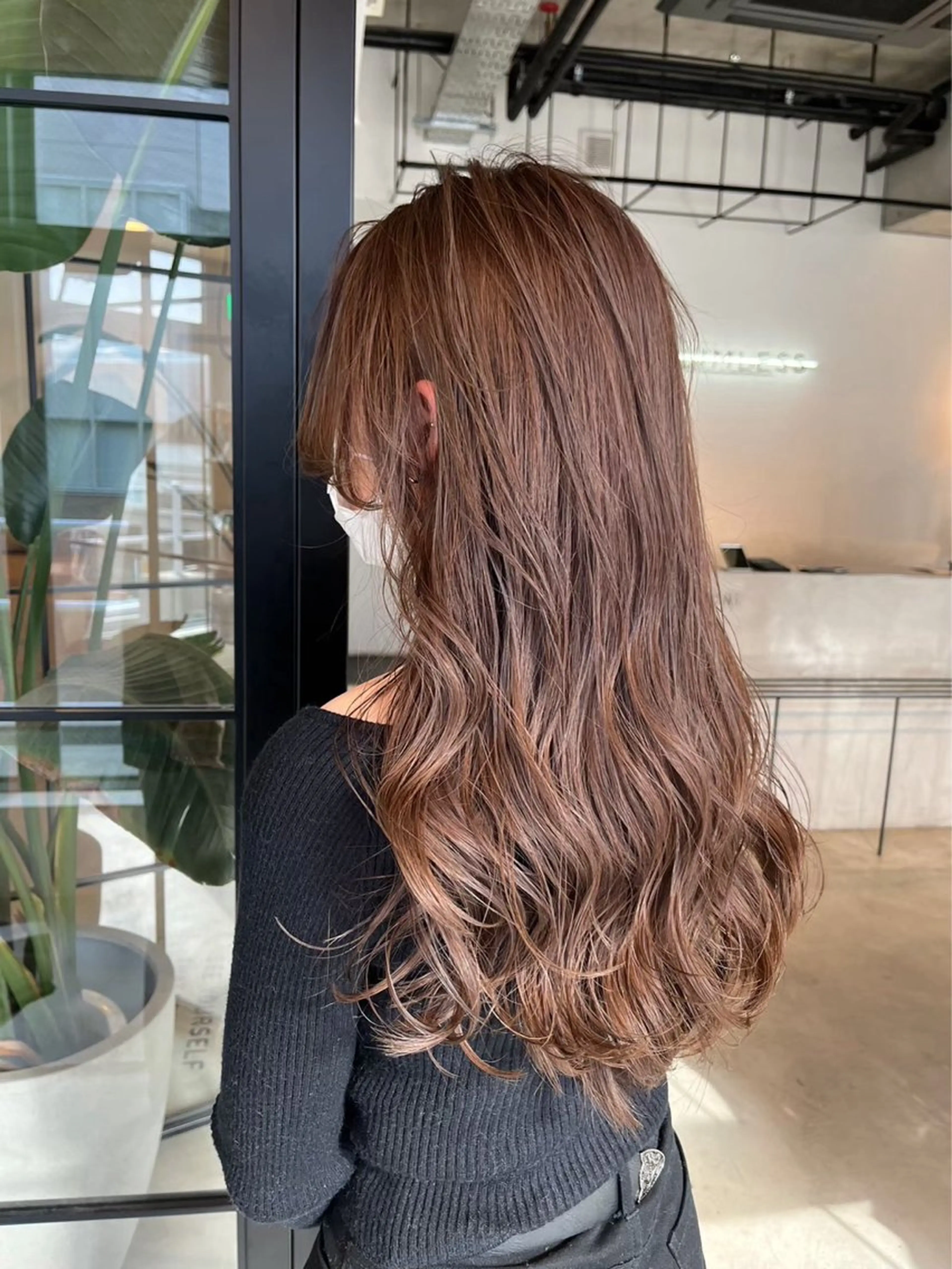 ロング カット ヘアカラー トリートメント ベージュカラー/新潟 カラー特化/落合優吾のヘアスタイル