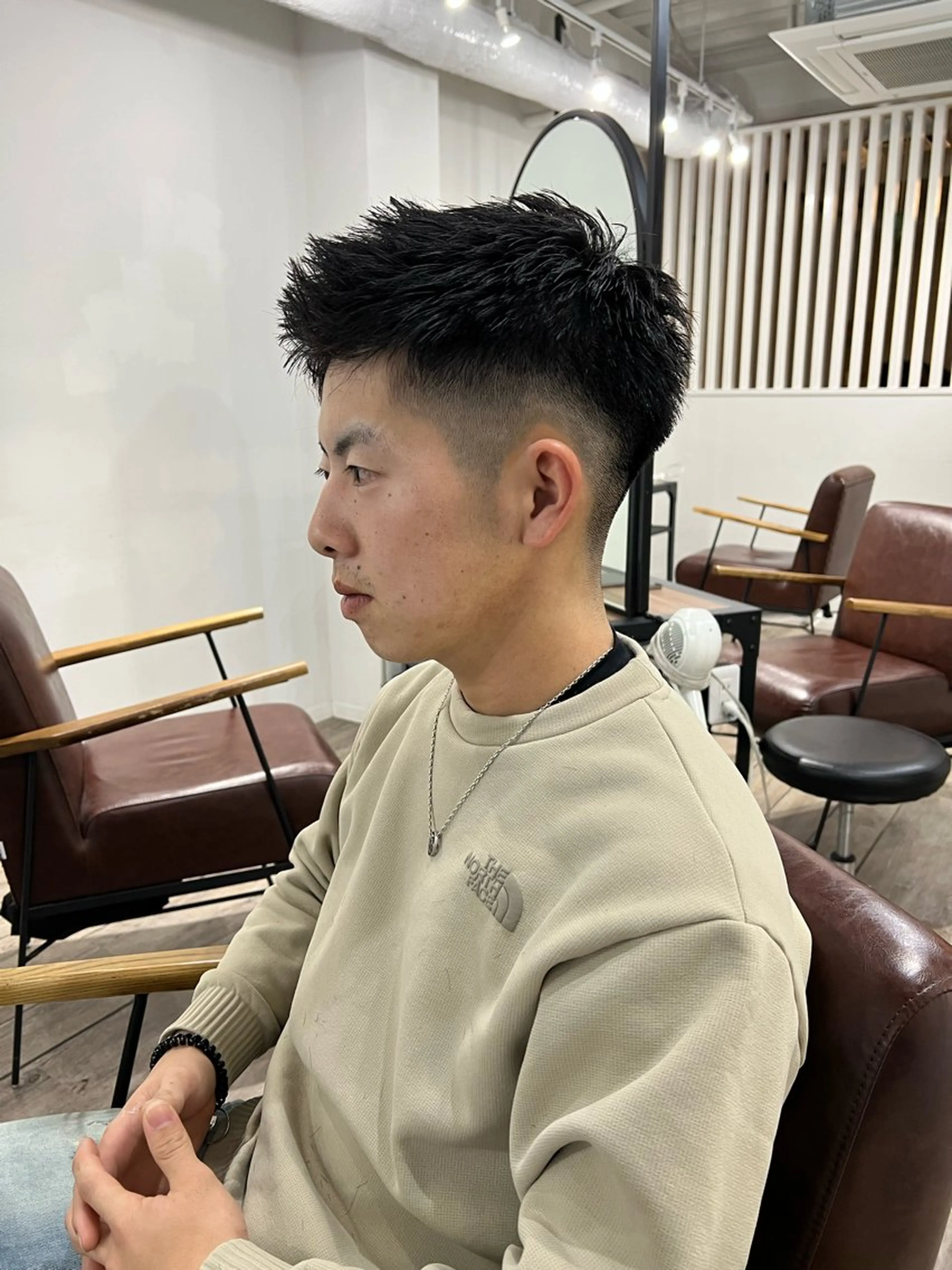 メンズ オールバック アップバング ビジネス カルマパーマ モヒカン ANESTA所属・メンズパーマ/メンズ カット　丹上俊弥のヘアスタイル