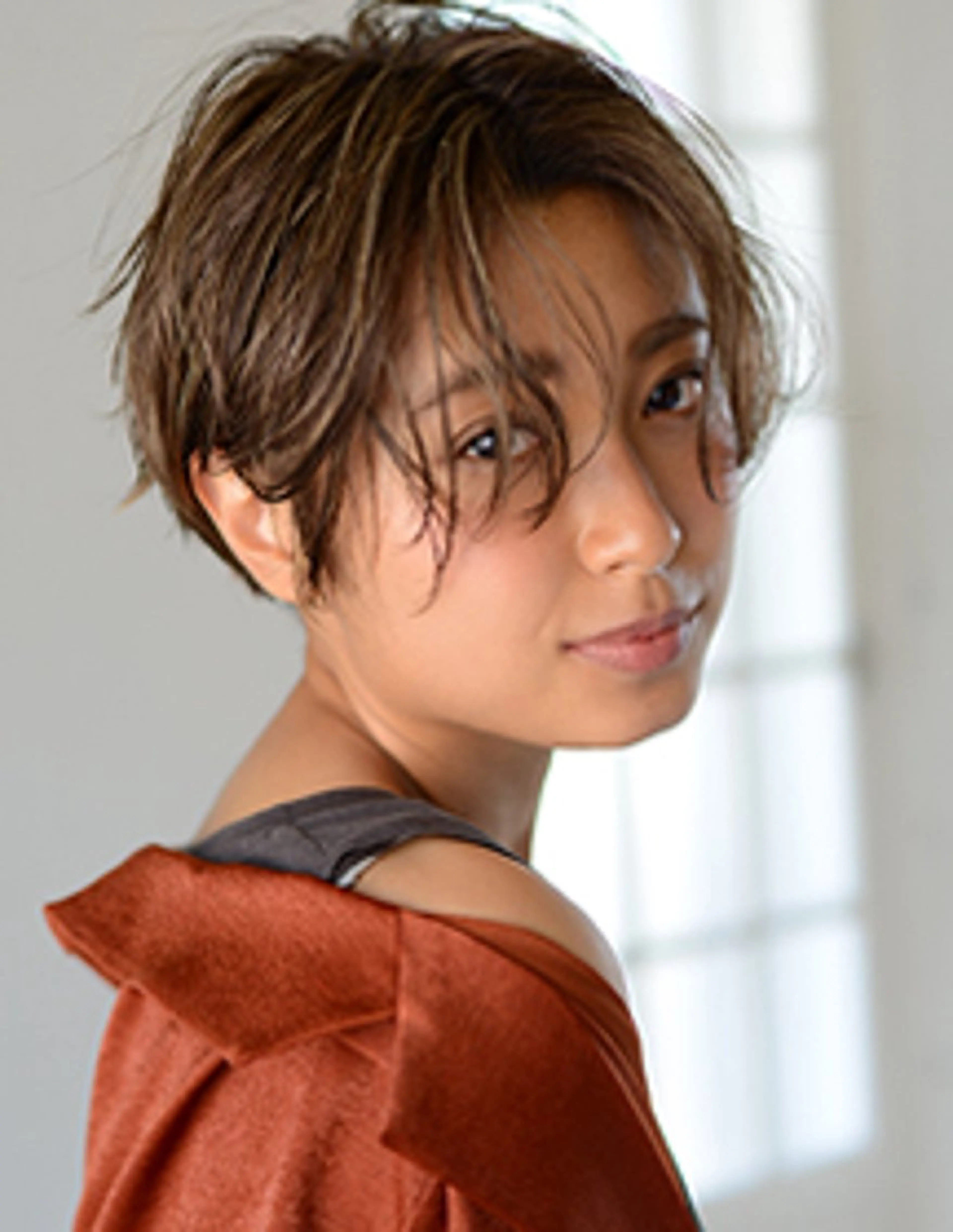 ショート アートディレクター のぐちのヘアスタイル