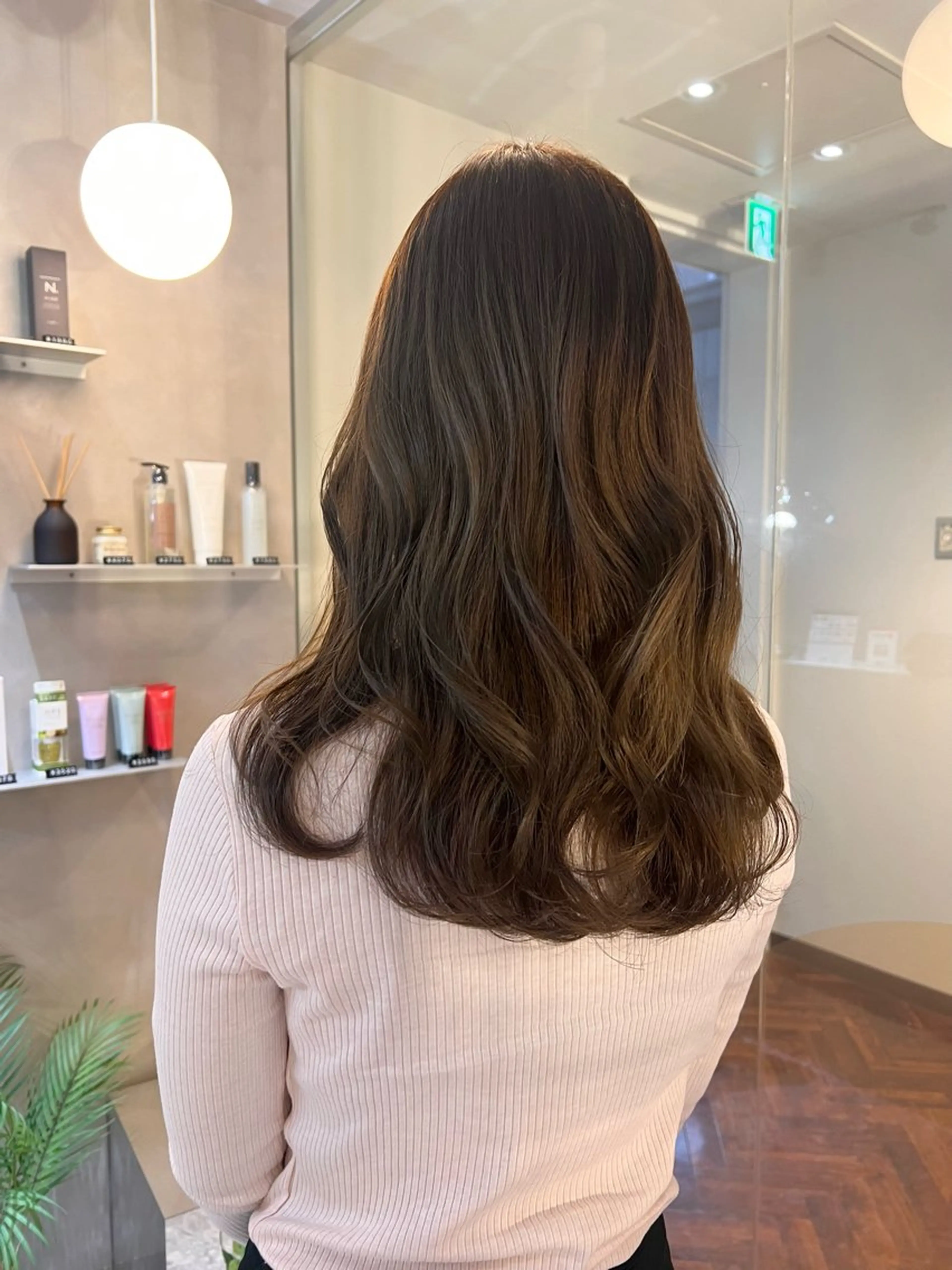 セミロング カラー ベージュカラー 透明感カラー COMOREVI hair salon所属・KANA🌿透明感/ レイヤーcut🌿のヘアスタイル