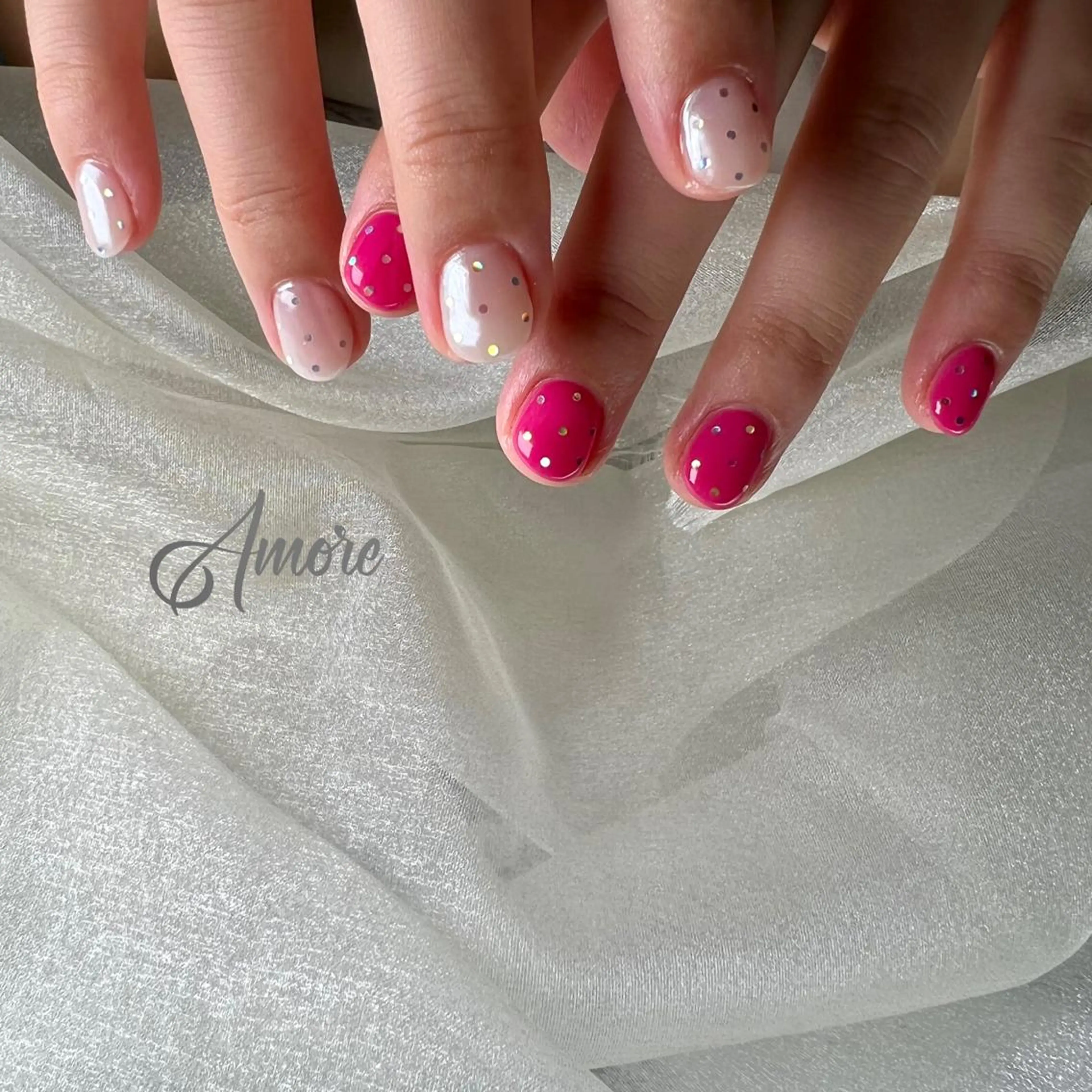 ネイル ドット ジェルネイル 氷ネイル・うるうるネイル マグネットネイル ミラーネイル You kyehwaのネイルデザイン