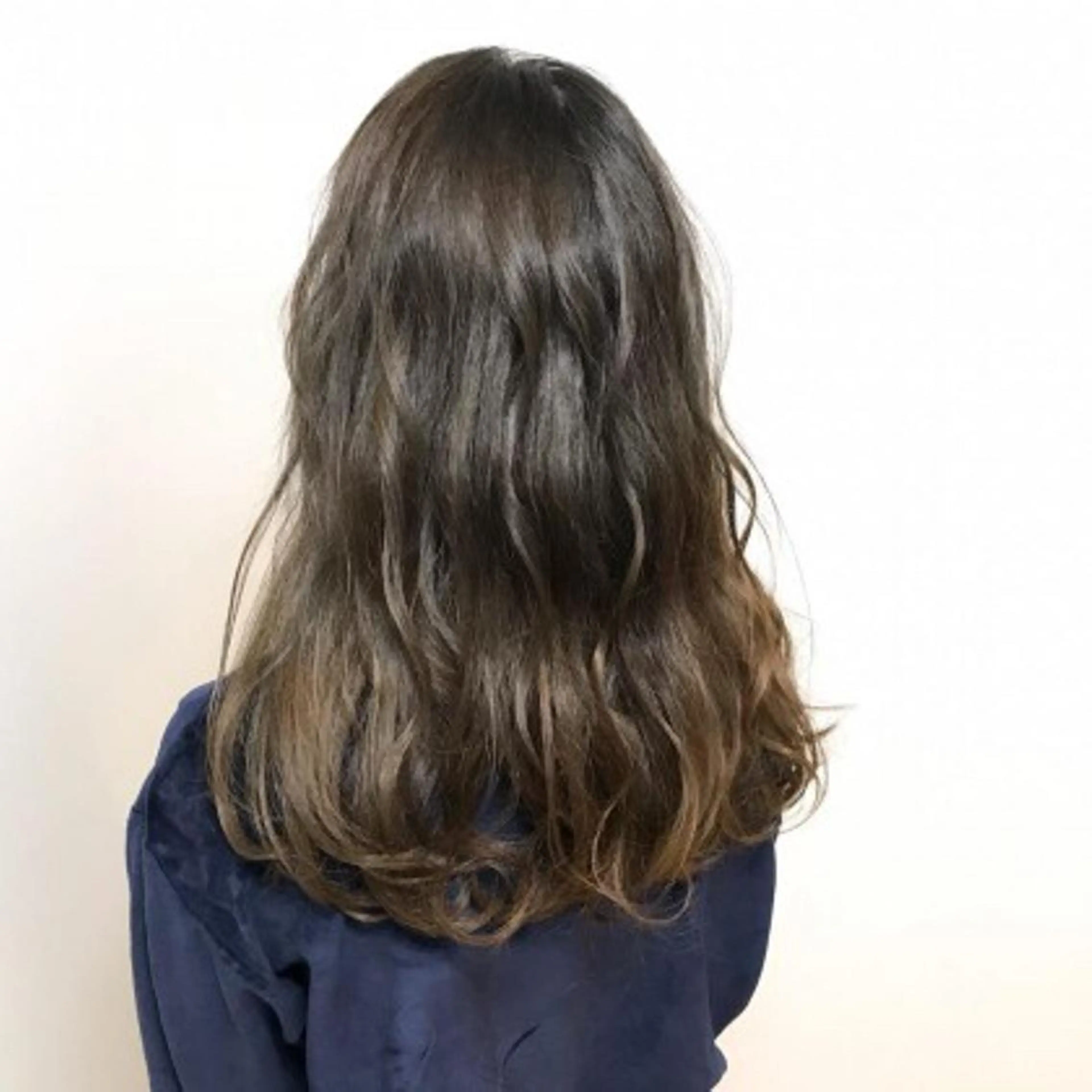 ミディアム カラー sharesalon セキケイタのヘアスタイル