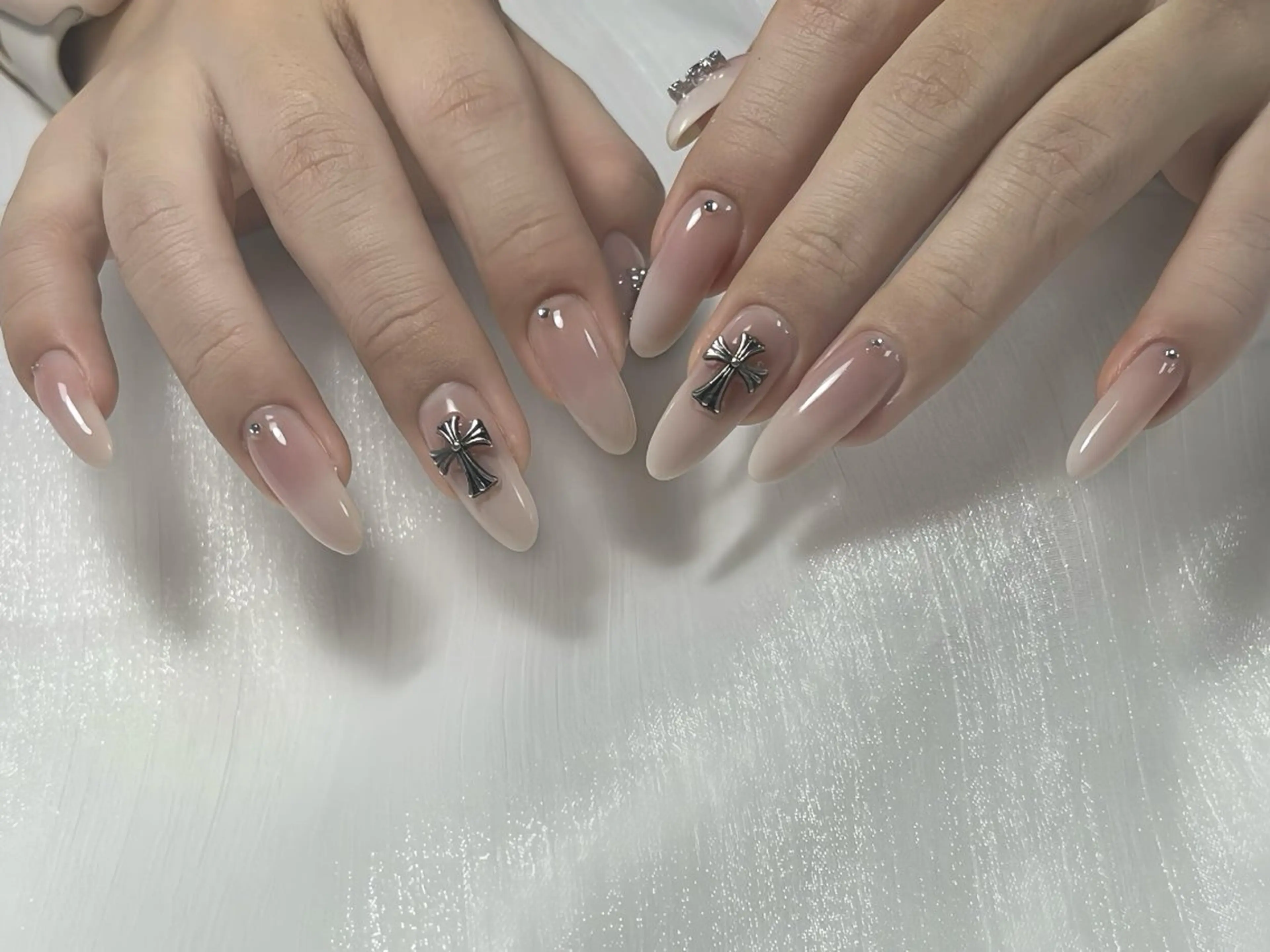 ネイル FuFu.Nail 2️⃣番のネイルデザイン
