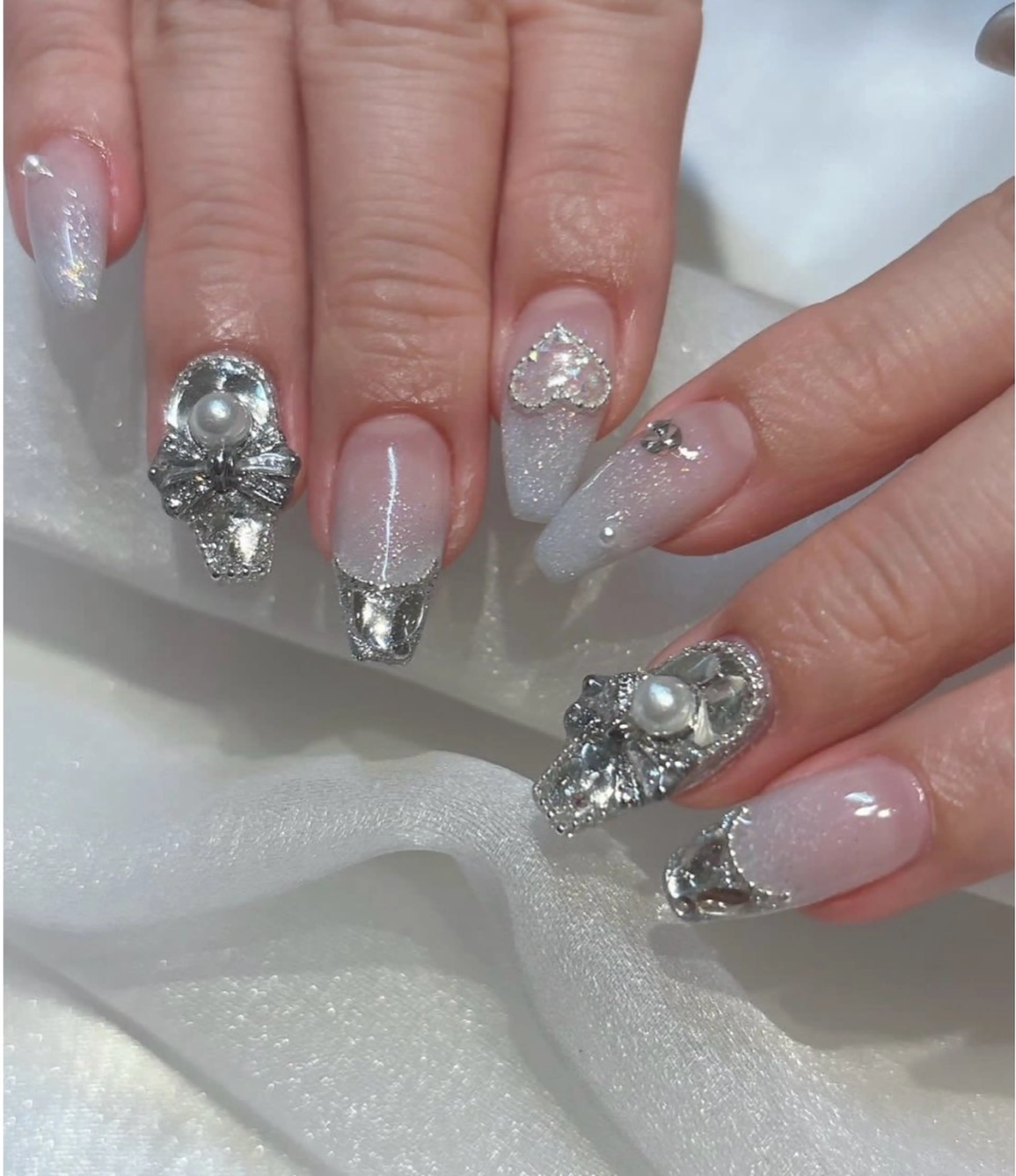 ネイル ハンドネイル NiJi Nailsのネイルデザイン