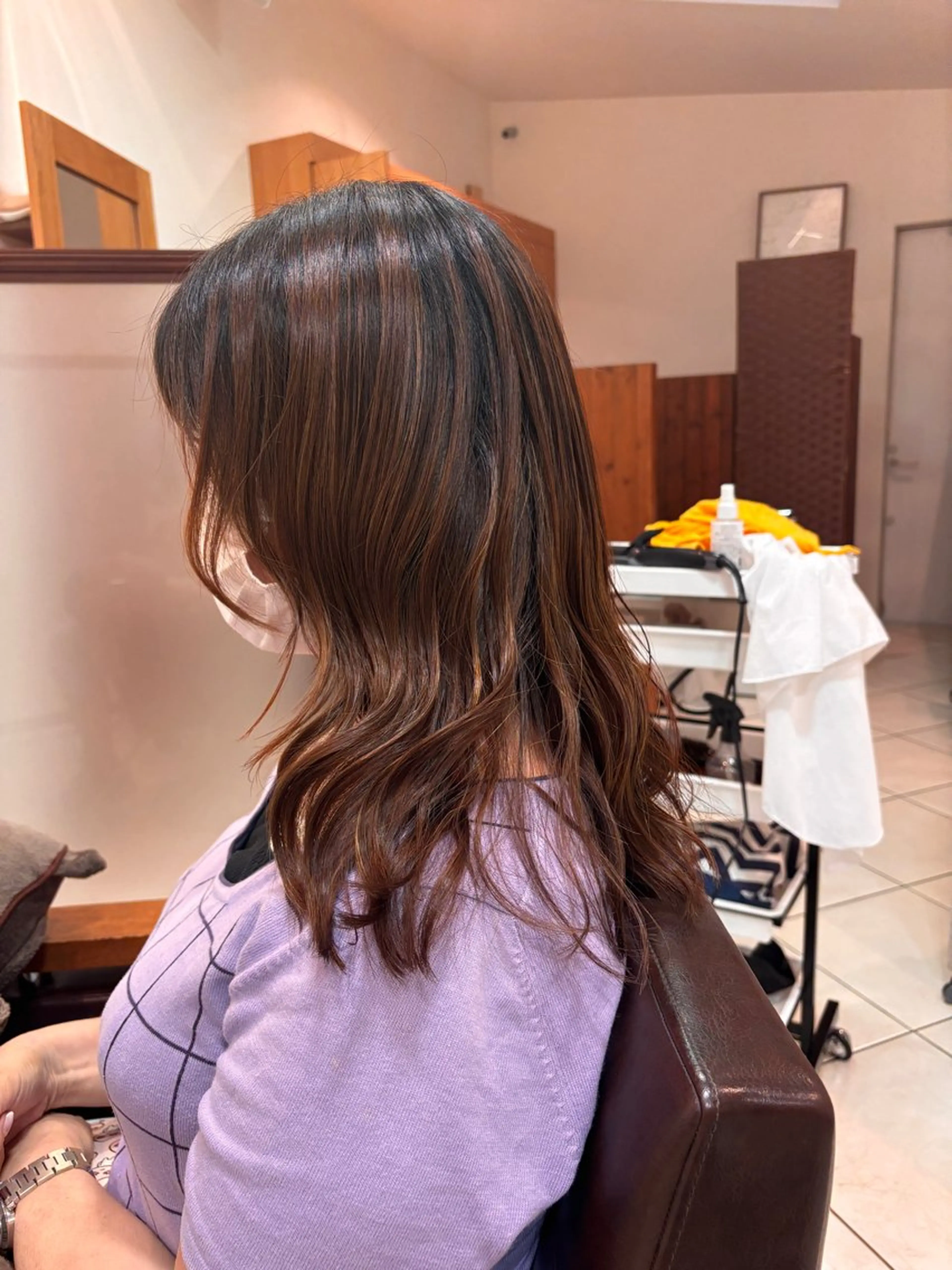 ロング 吉井 愛のヘアスタイル