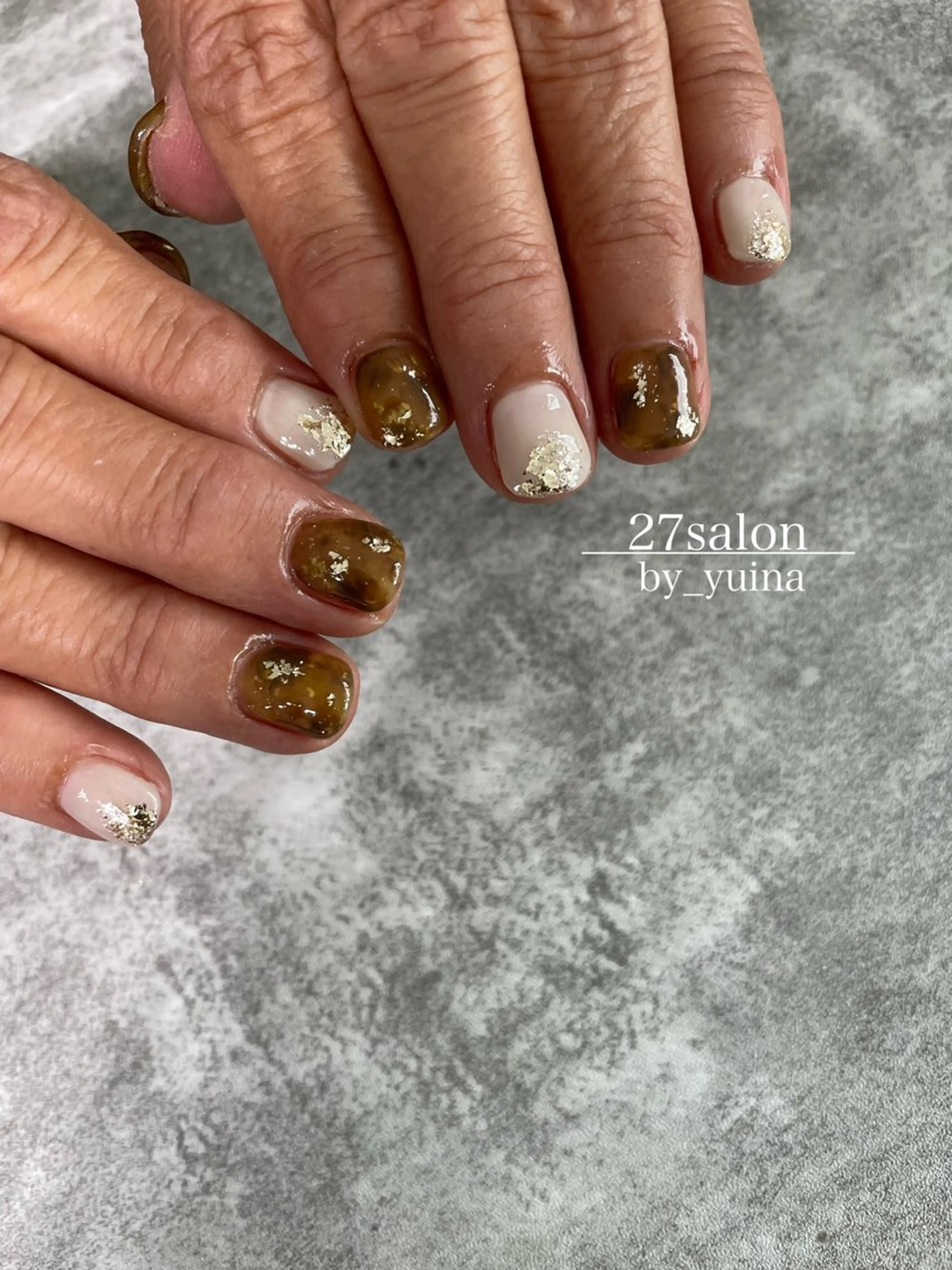 ネイル べっ甲ネイル ショートネイル ハンドネイル 27salon yuinaのネイルデザイン
