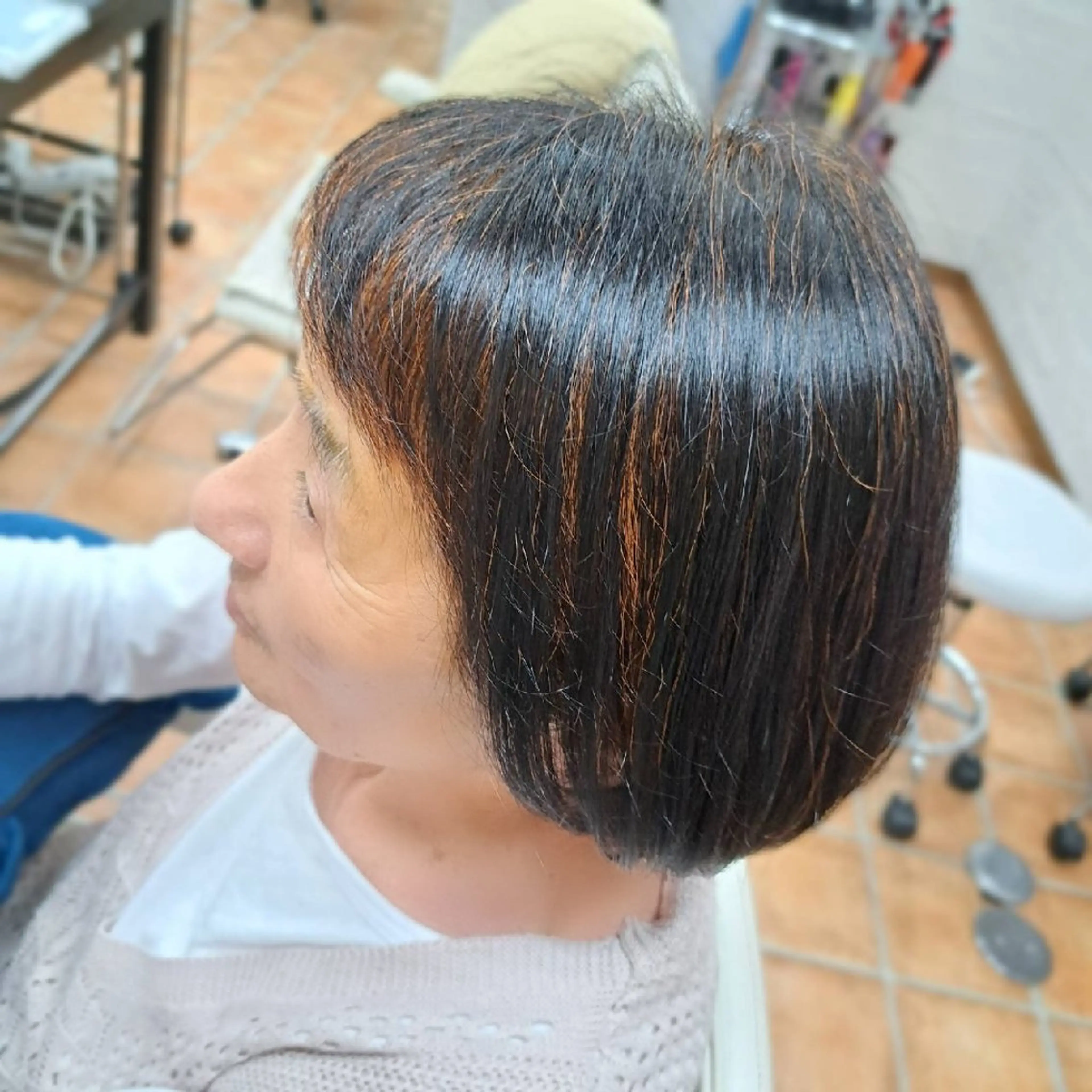 ショート カラー 💜𝑳𝑼𝑵𝑨 🌻母良田愛美🌻のヘアスタイル