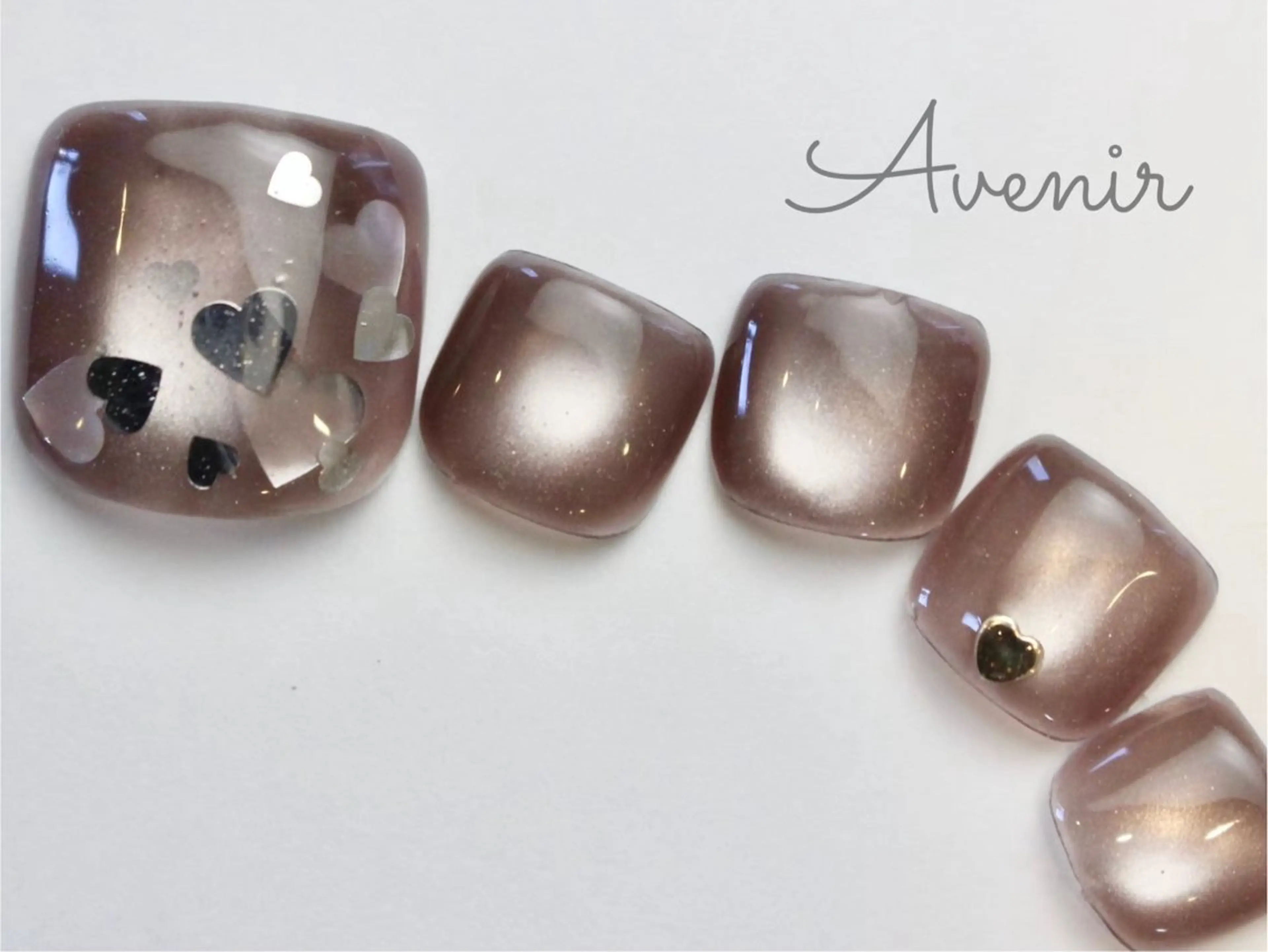 ネイル フットネイル Avenir 表参道 nail＆eye予約のネイルデザイン