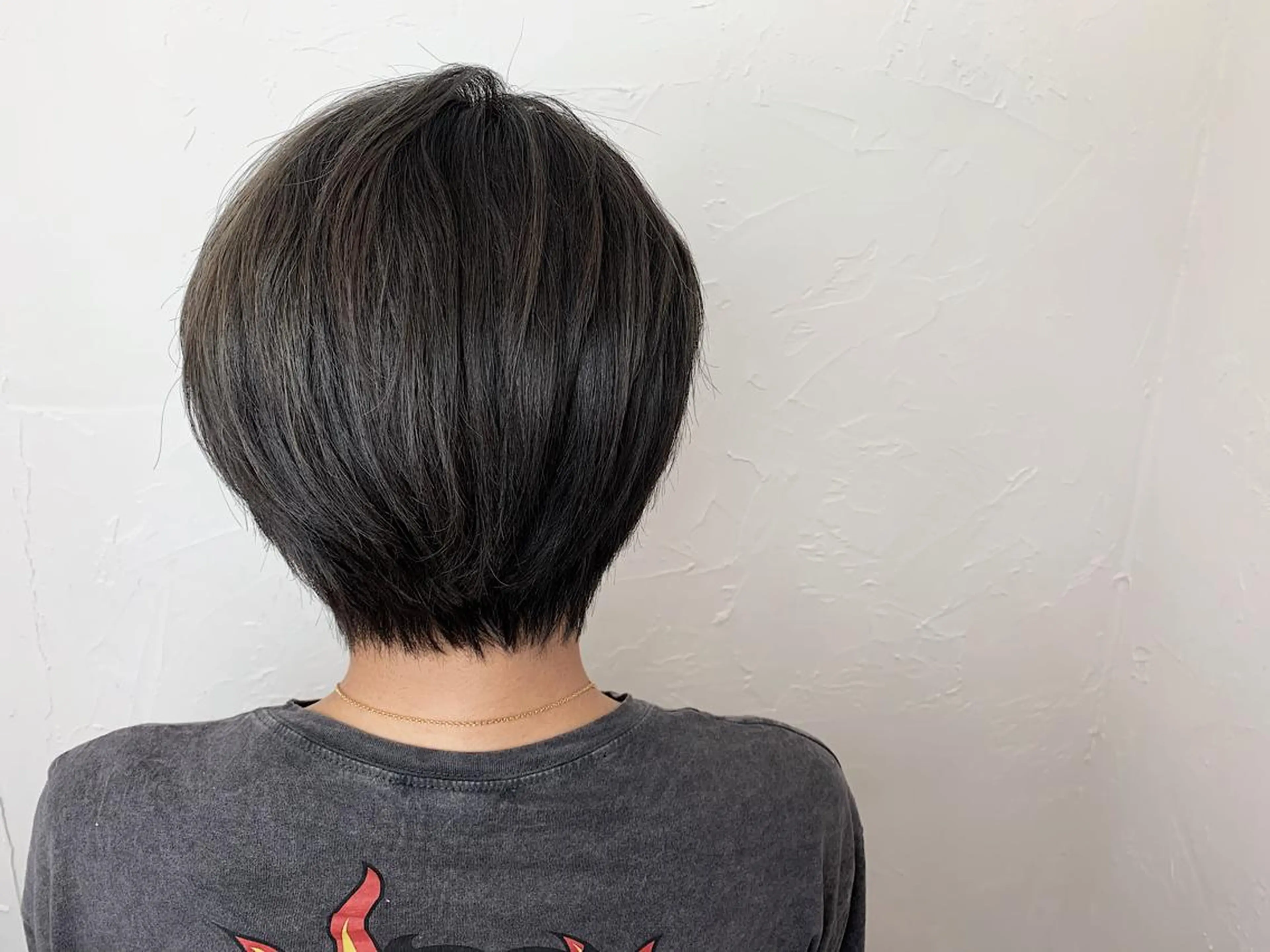 ショート カラー   AYARIのヘアスタイル