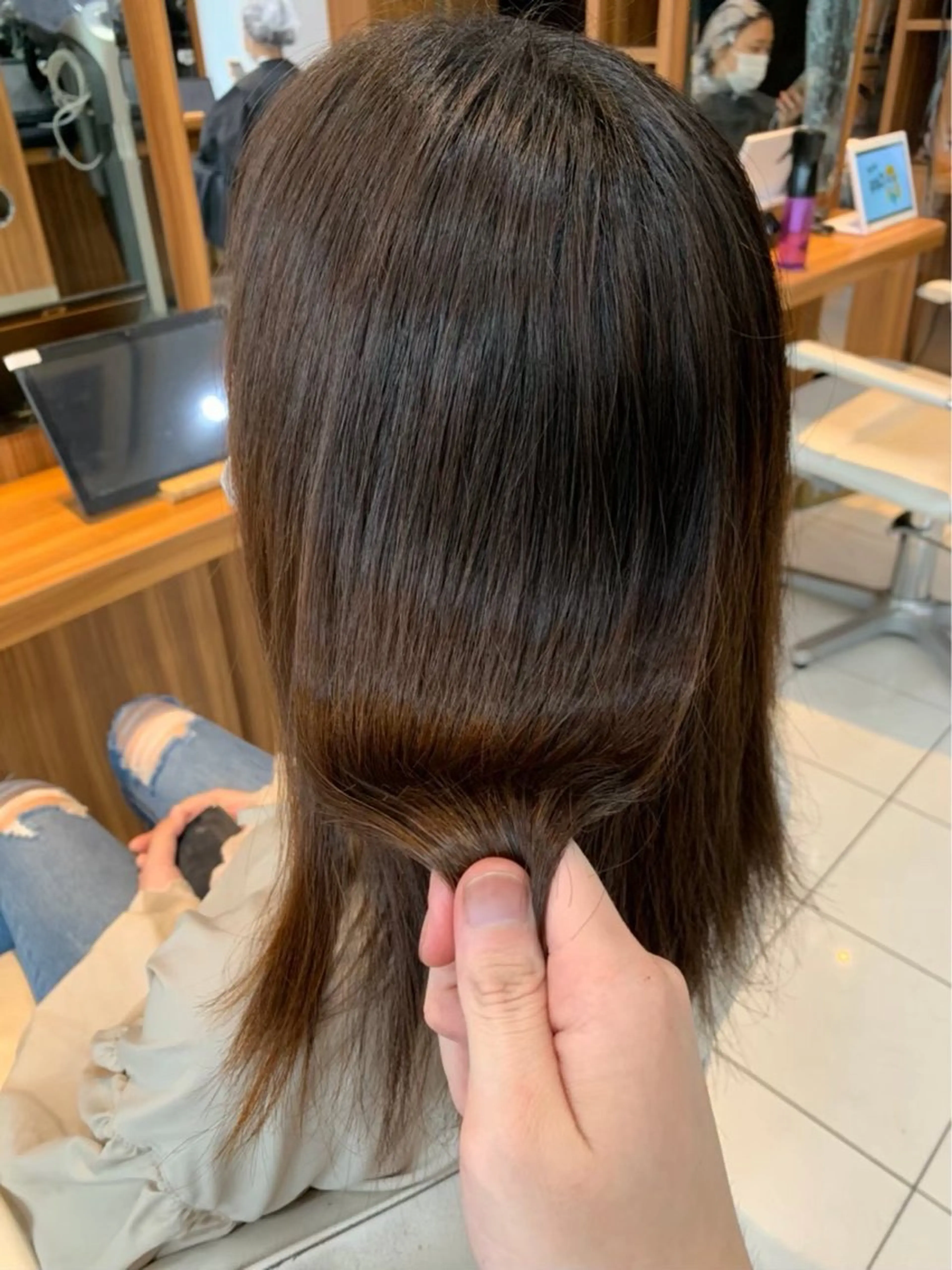 セミロング 髪質改善 💠 韓国風うる艶/シオリのヘアスタイル