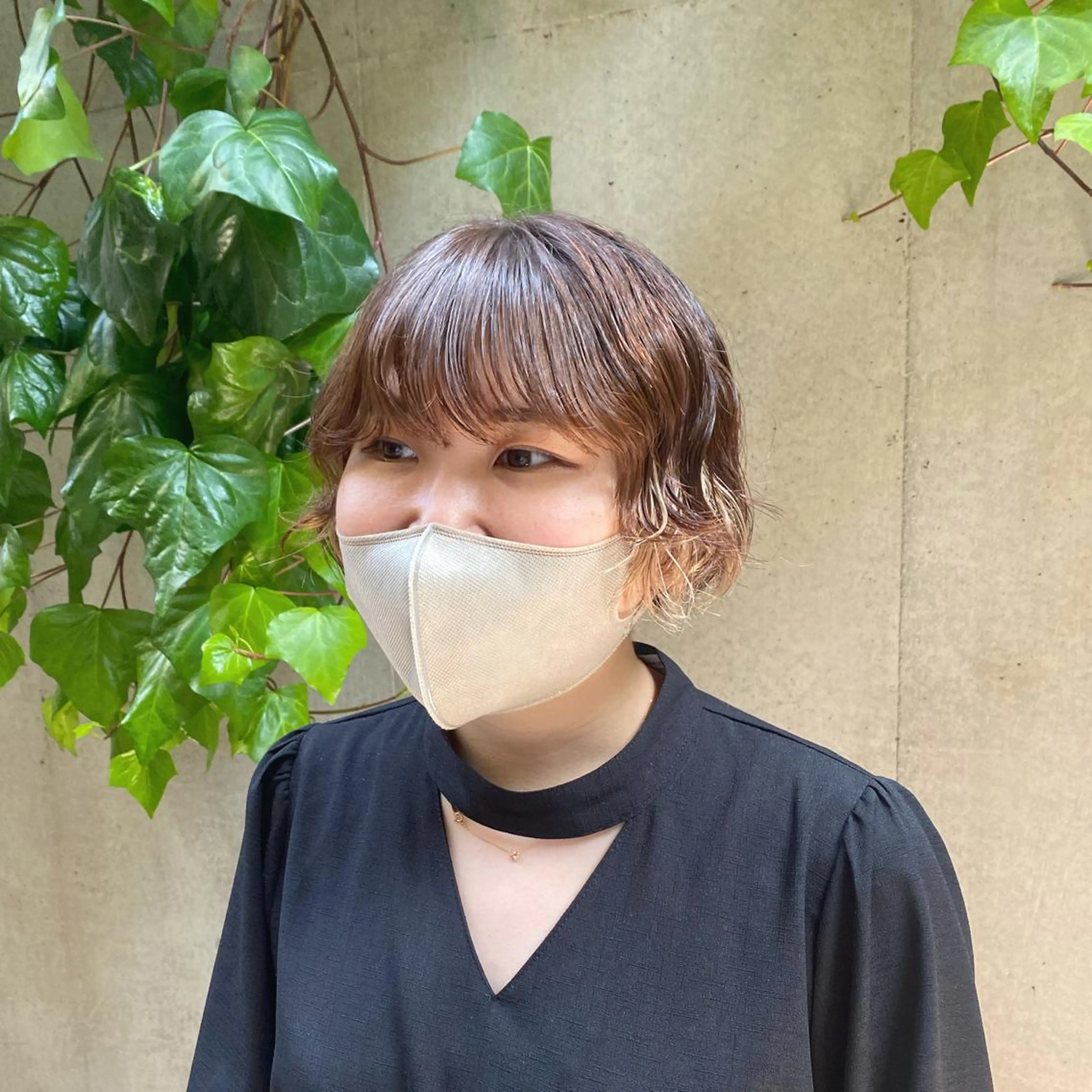 ショート カット パーマ 大人可愛い♡コテ巻き パーマ🌼杉田 萌恵のヘアスタイル