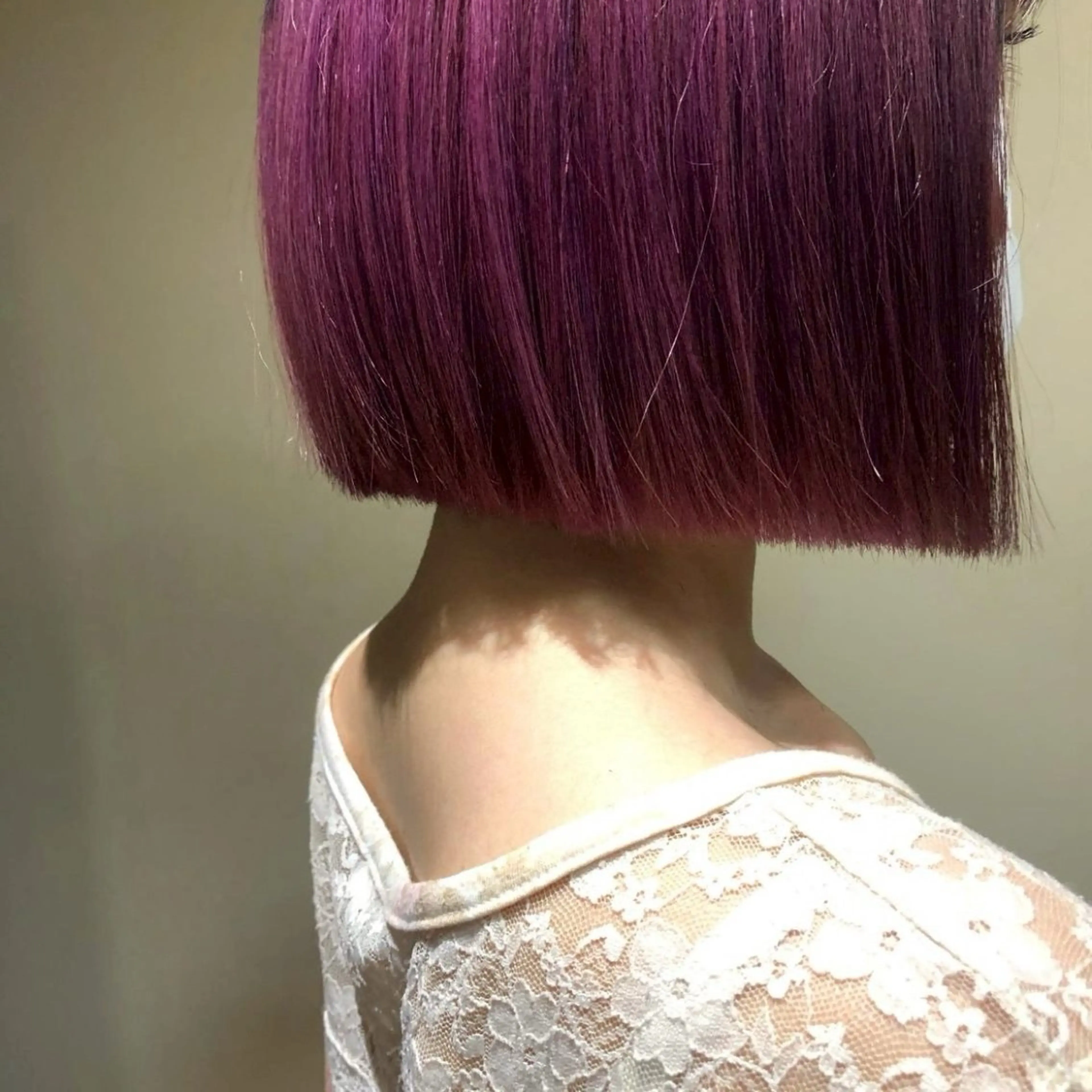 ショート ワンレンボブ ボブ 浅岡 昭汰のヘアスタイル