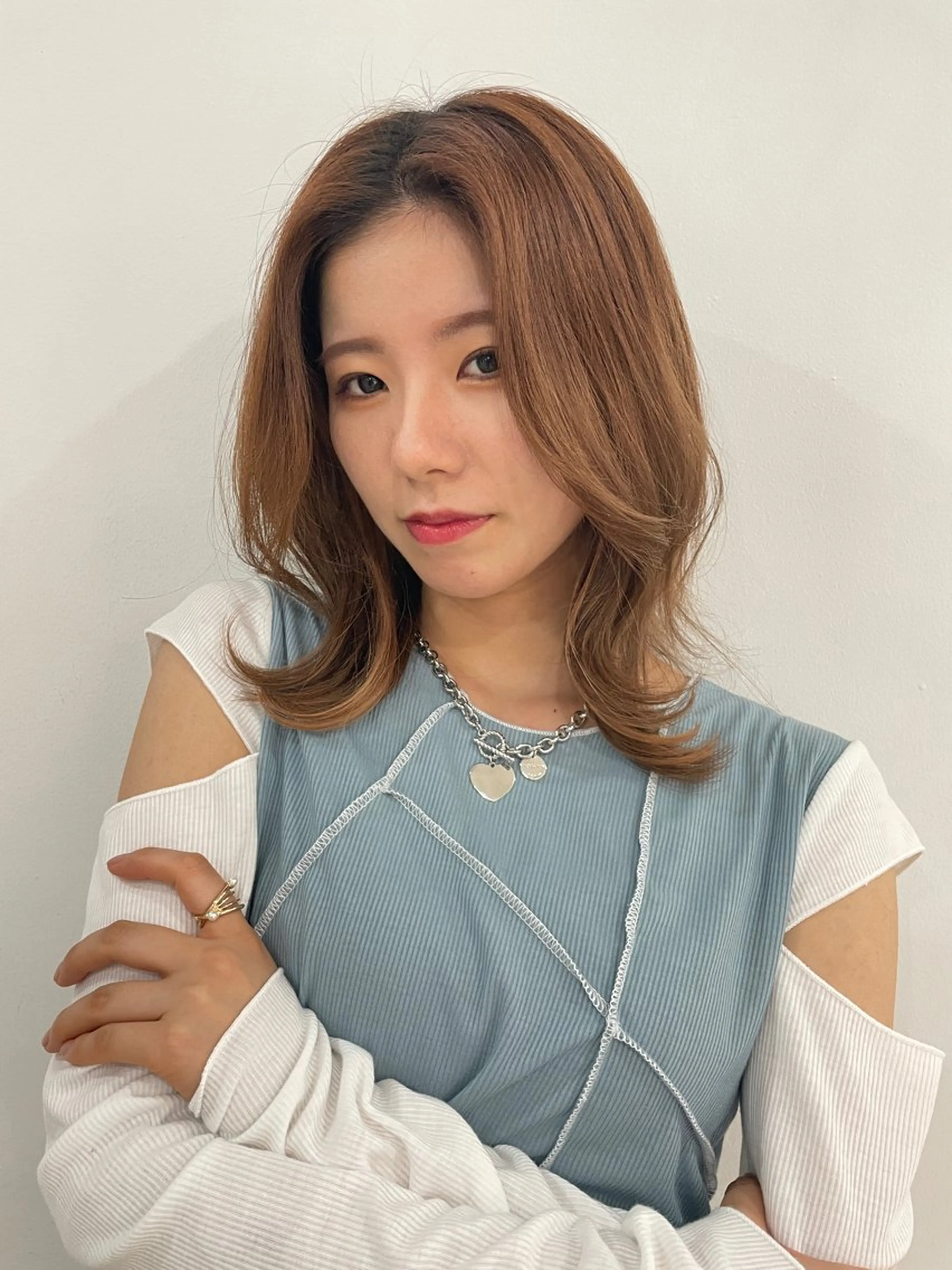 ミディアム kana/ ブリーチ/暖色のヘアスタイル