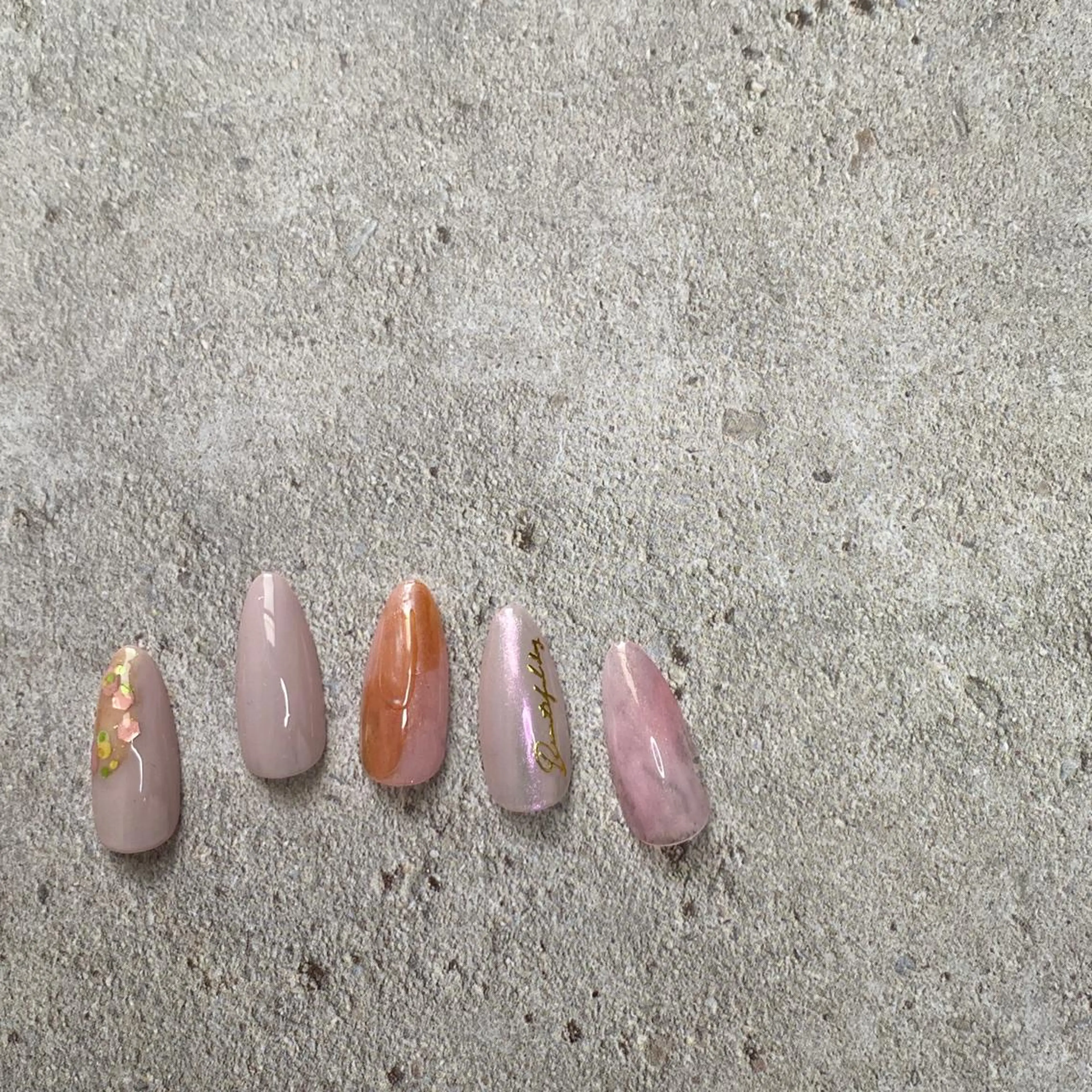 ネイル 城東区ネイルサロン carpediemのネイルデザイン