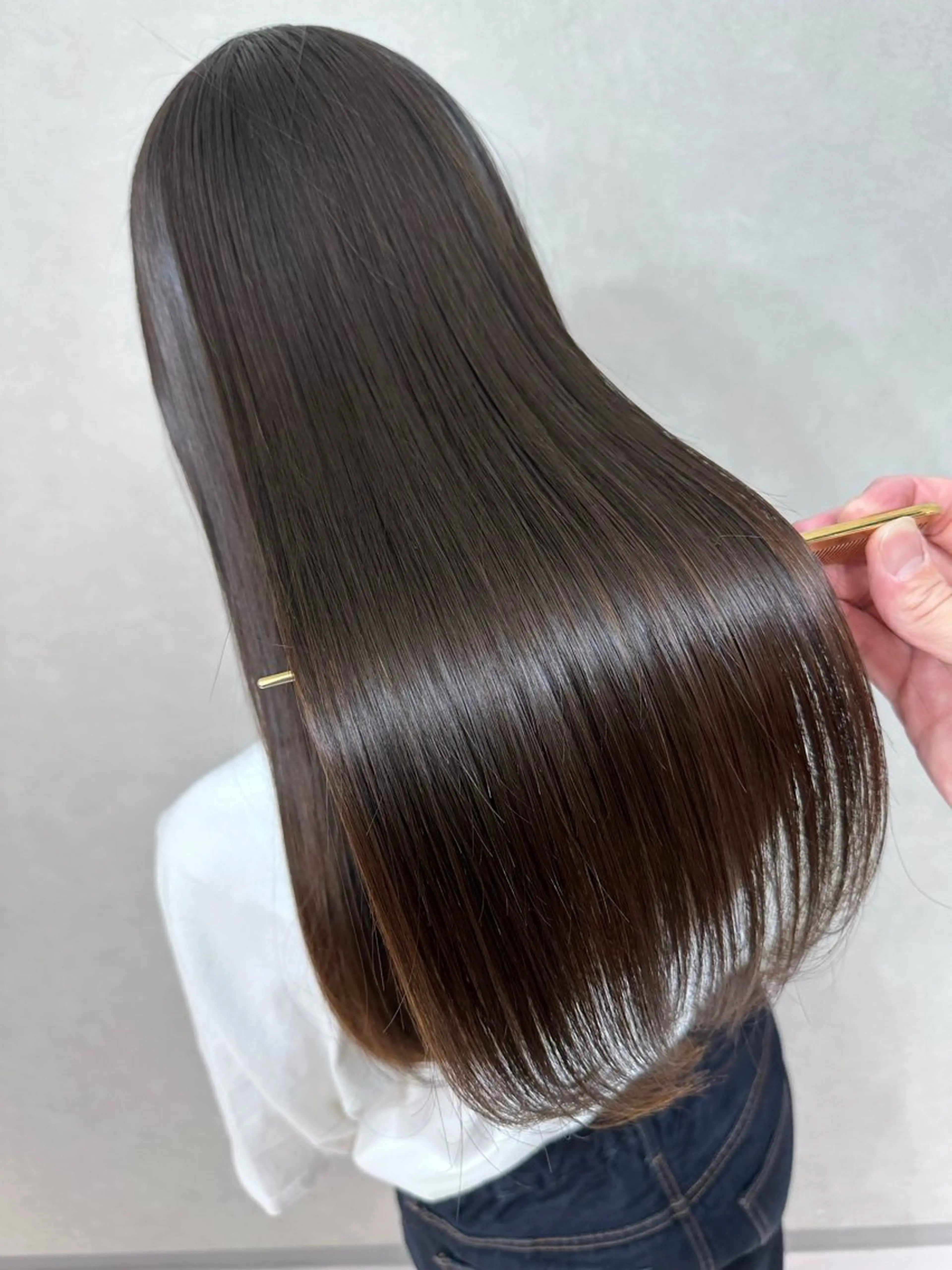 似合わせカット+メテオ縮毛矯正+トリートメントの写真