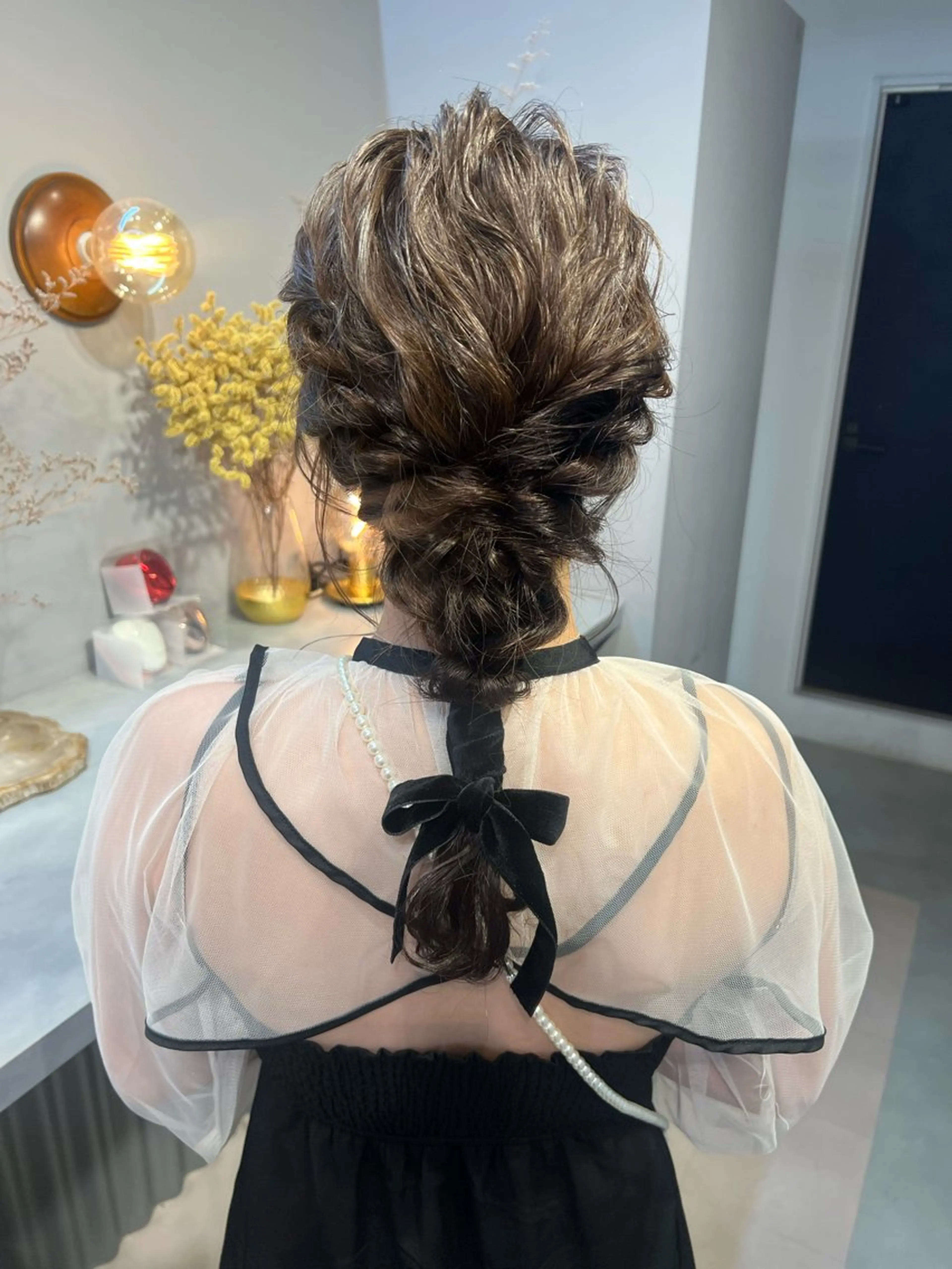 ミディアム ヘアアレンジ 高畑 恵莉 👒 暖色 / 艶髪 🧺のヘアスタイル