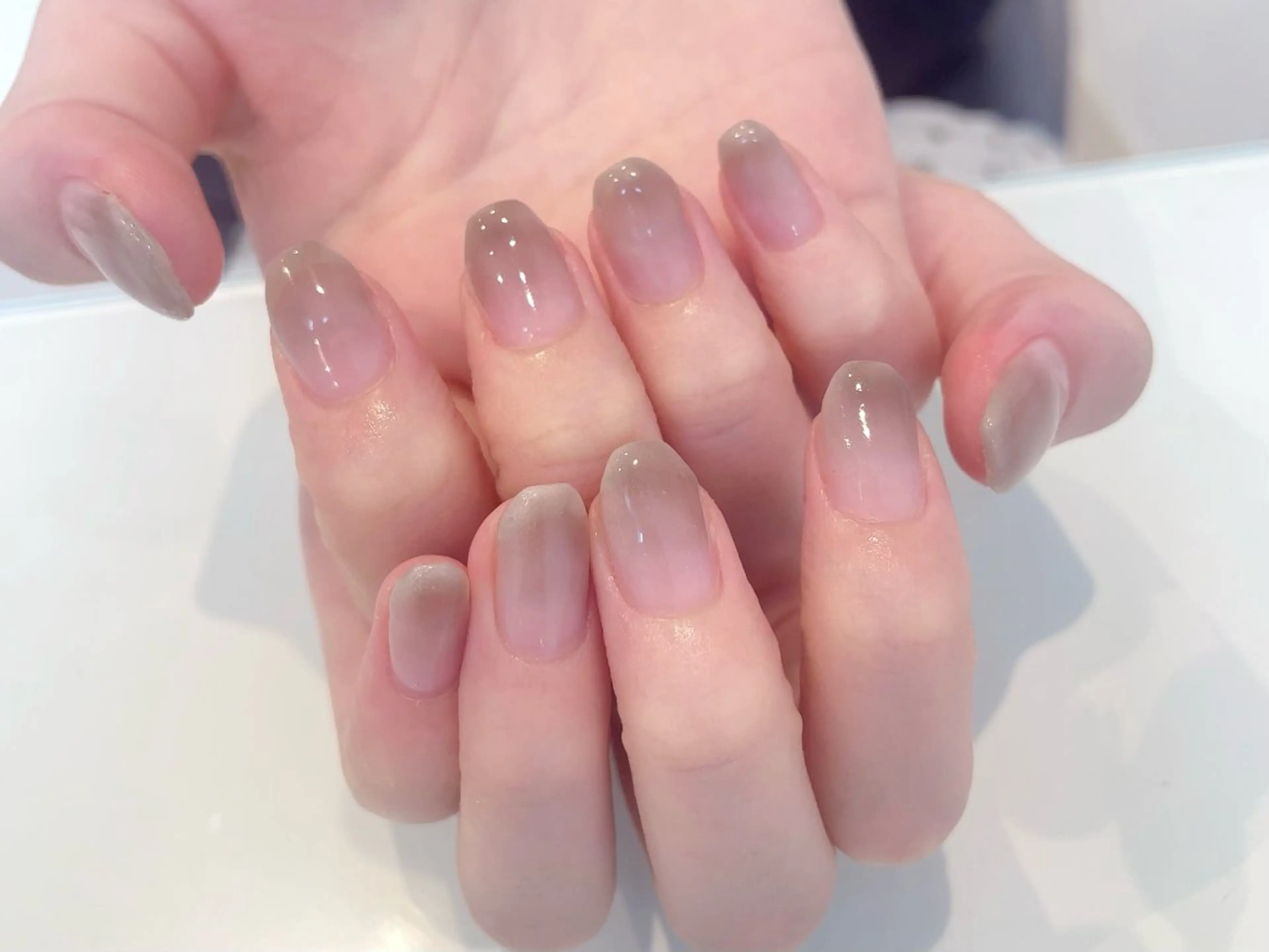 ネイル ジェルネイル グラデーション マグネットネイル オフィスネイル ワンカラーネイル 【飯田橋•神楽坂】 Chopin  ユカのネイルデザイン