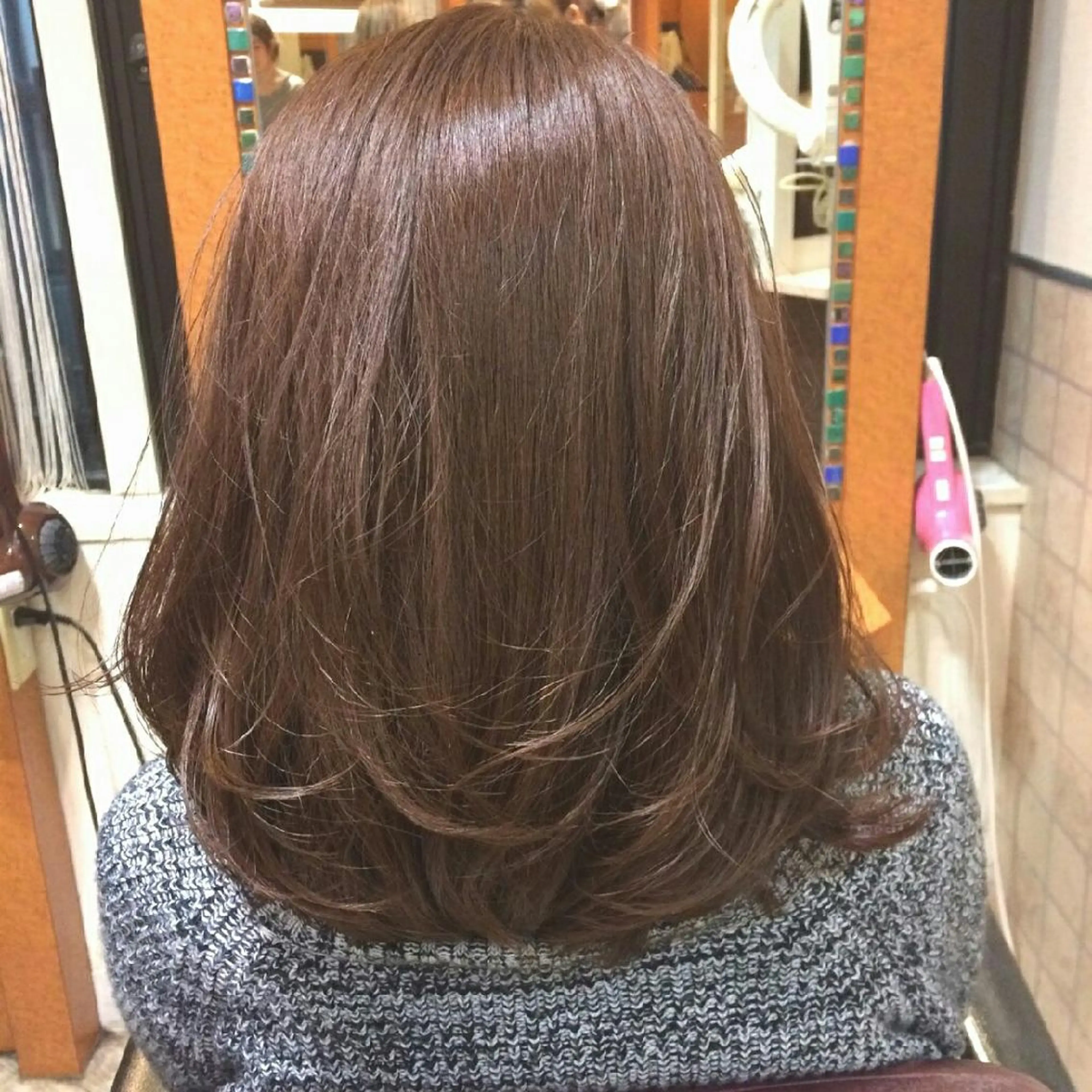 カラー セミロング ミディアム ロング ブラウンカラー パープルカラー パープルブラウン 100%髪質改善特化 TRUNSのヘアスタイル