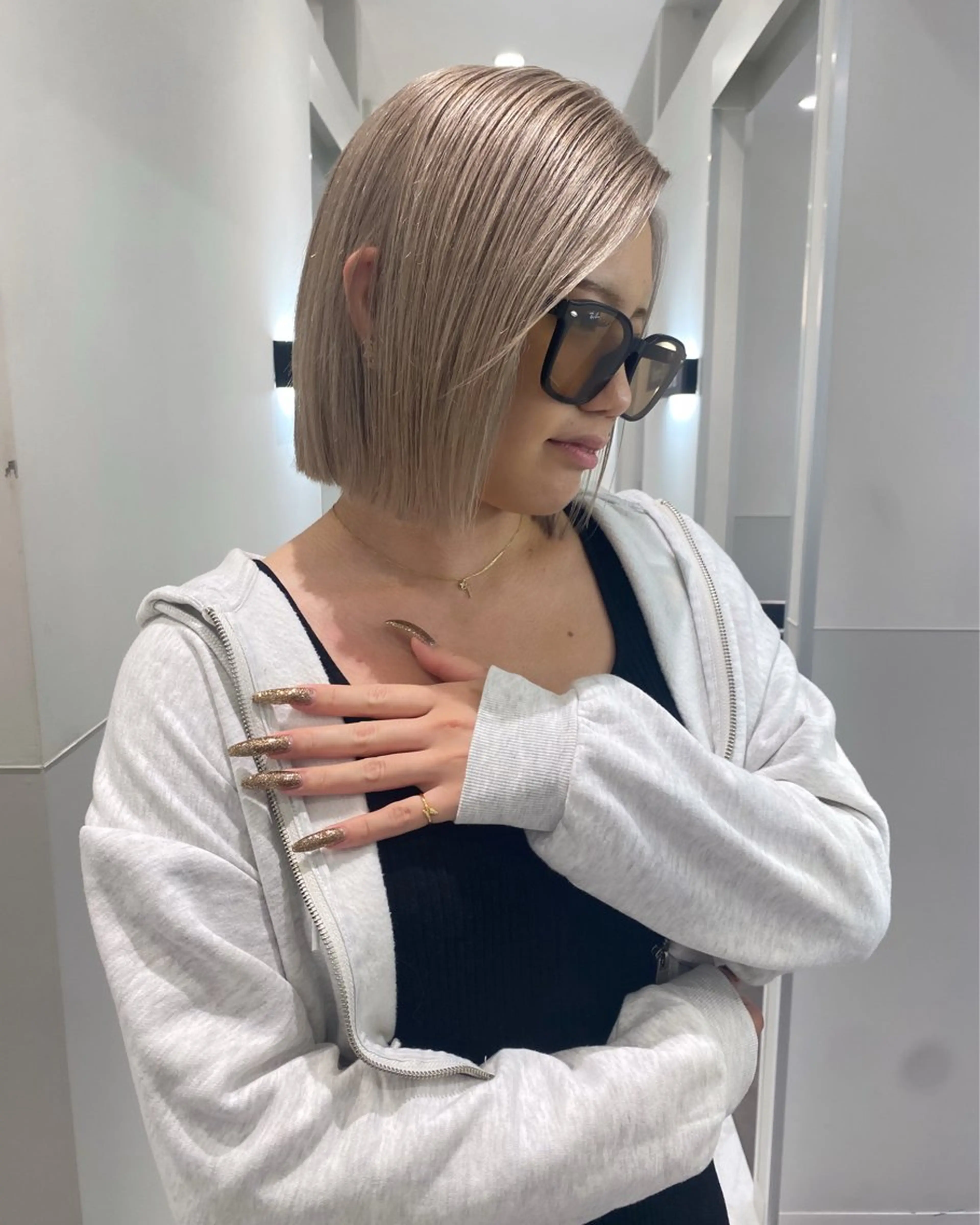 ショート 切りっぱなしボブ ボブ REN /名駅のヘアスタイル