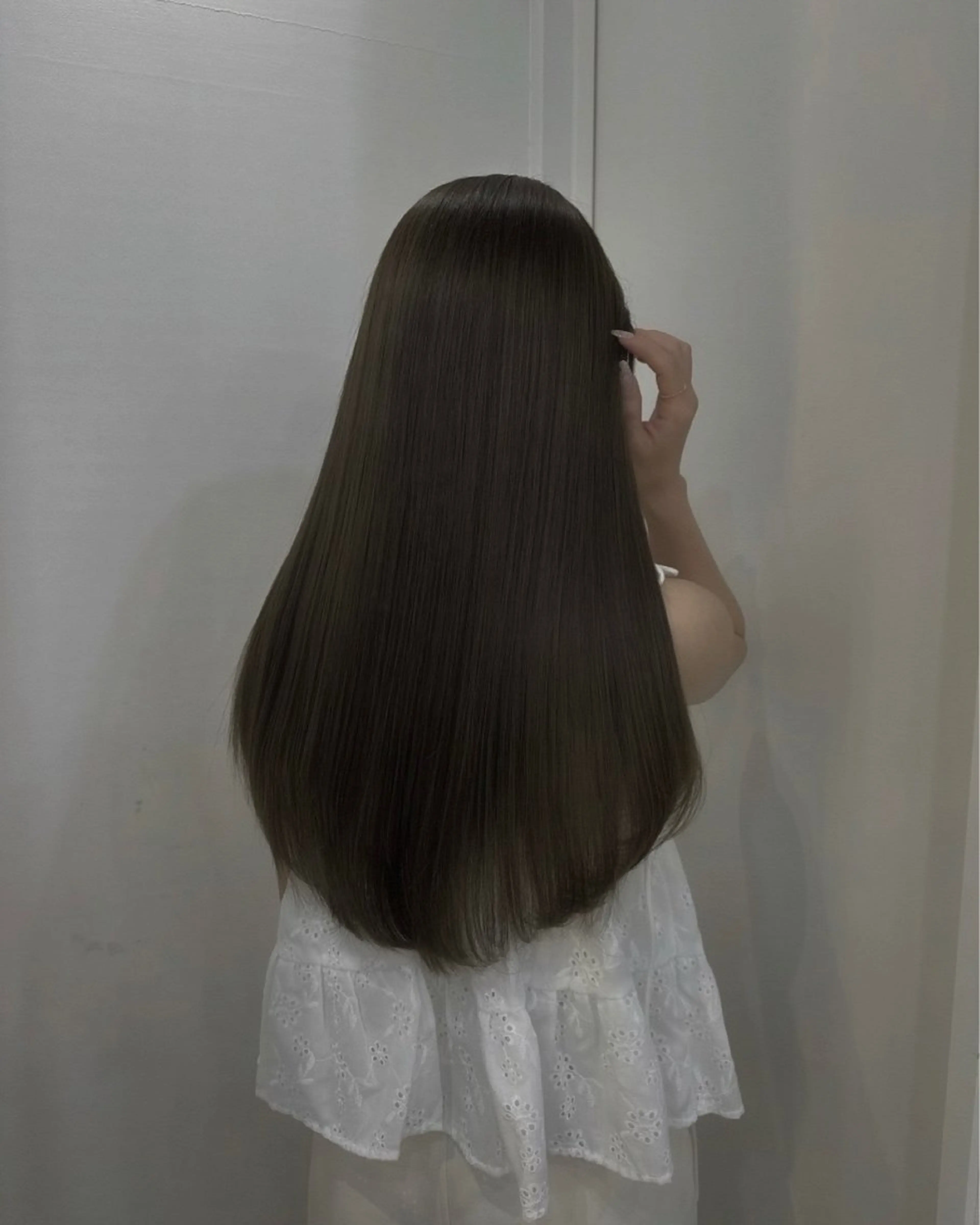 セミロング カット ヘアカラー トリートメント ハタケナカ コトネのヘアスタイル