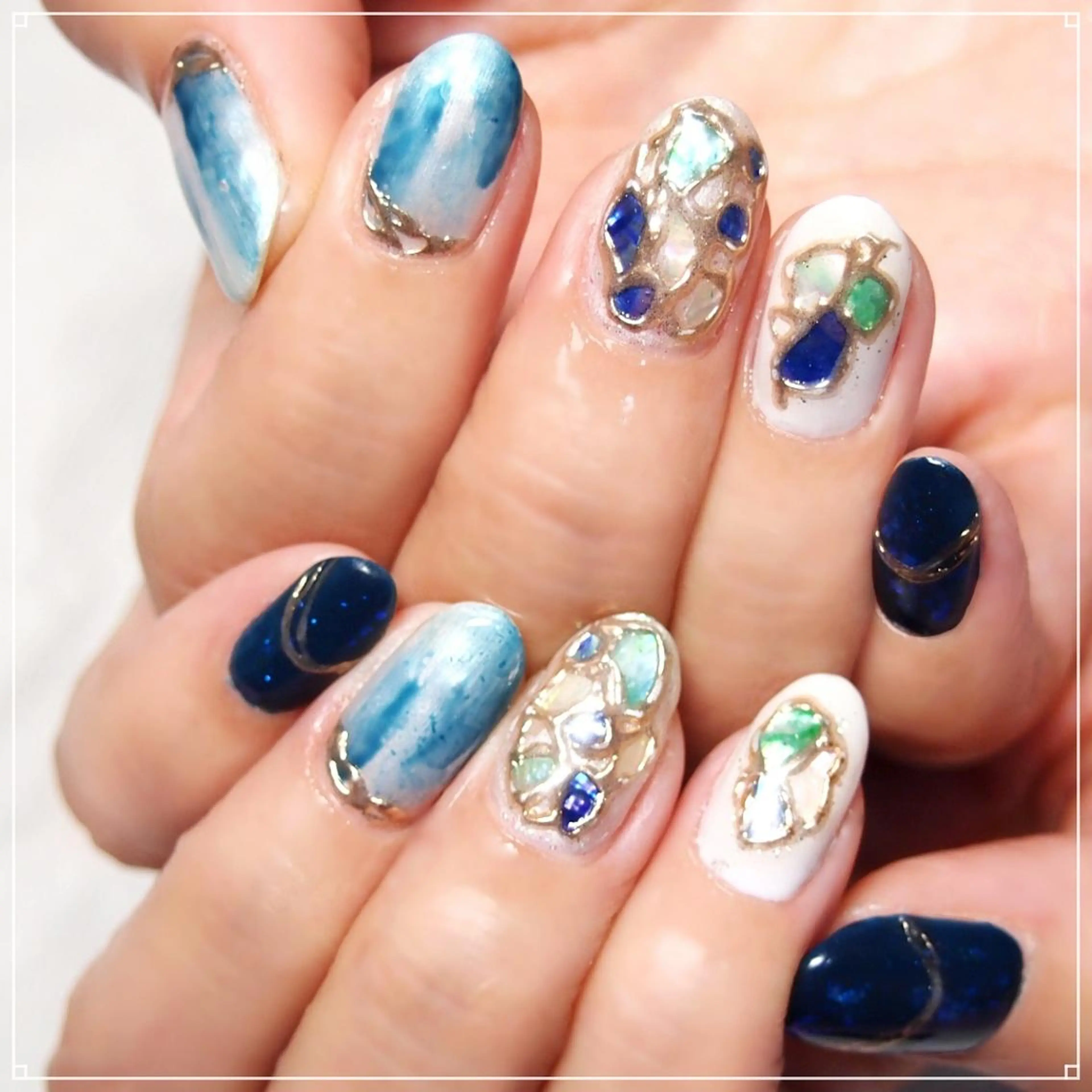 ネイル 山田 麻衣のネイルデザイン