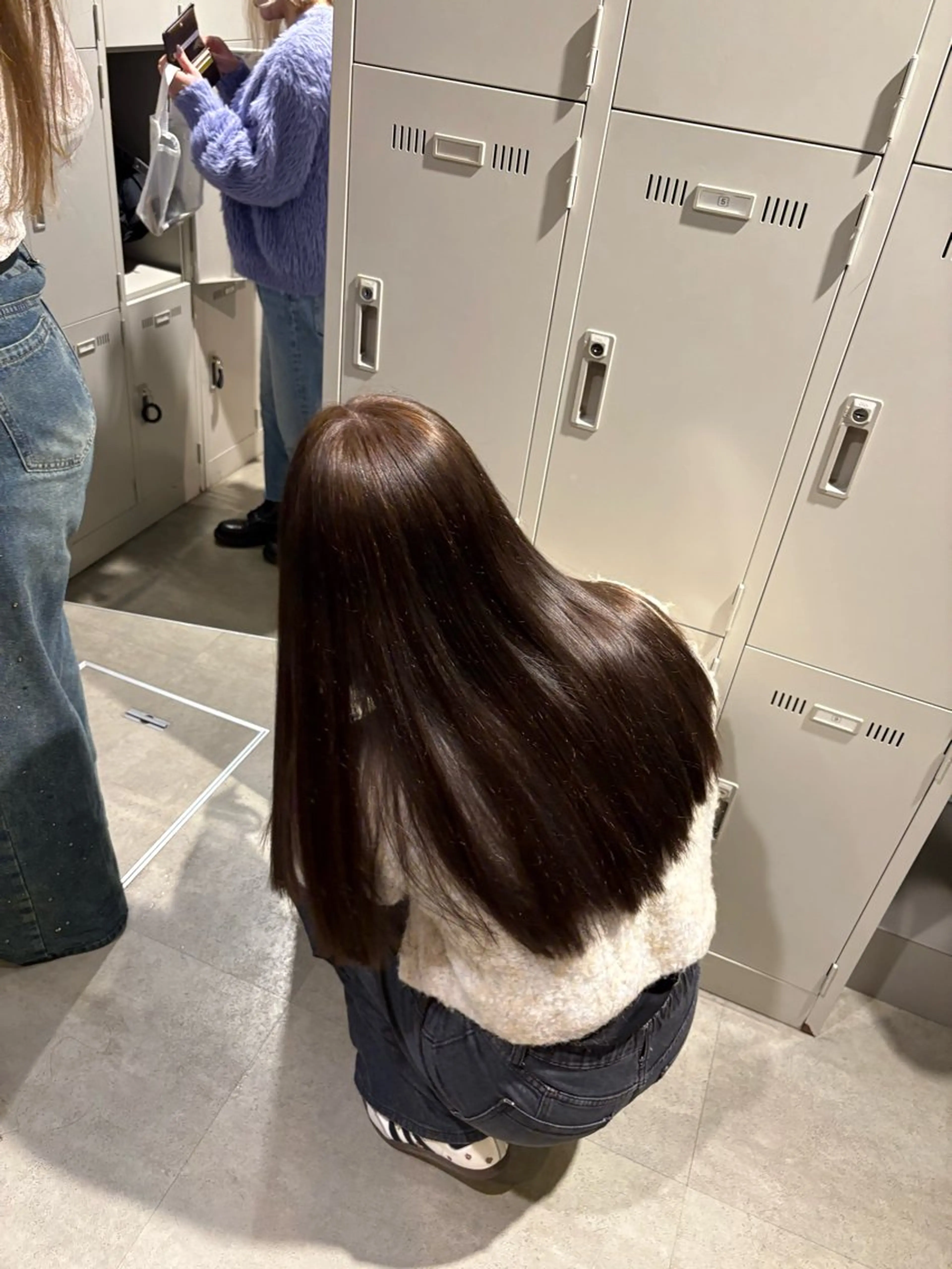 カラー ヘアカラー 透明感ベージュ🤎 ナチュラルレイヤーのヘアスタイル