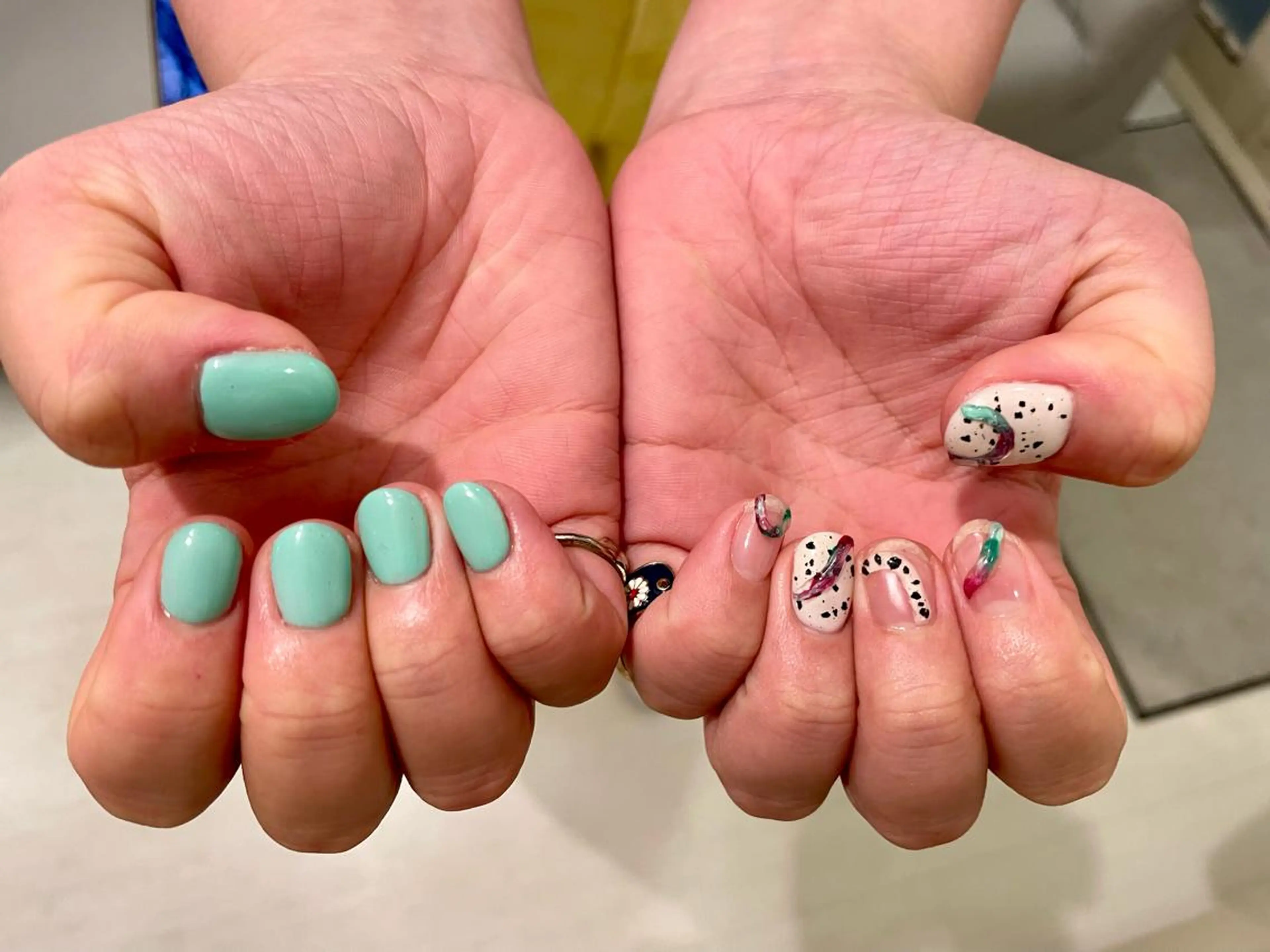 ネイル ニュアンスネイル haruka. nailsTOKYOのネイルデザイン