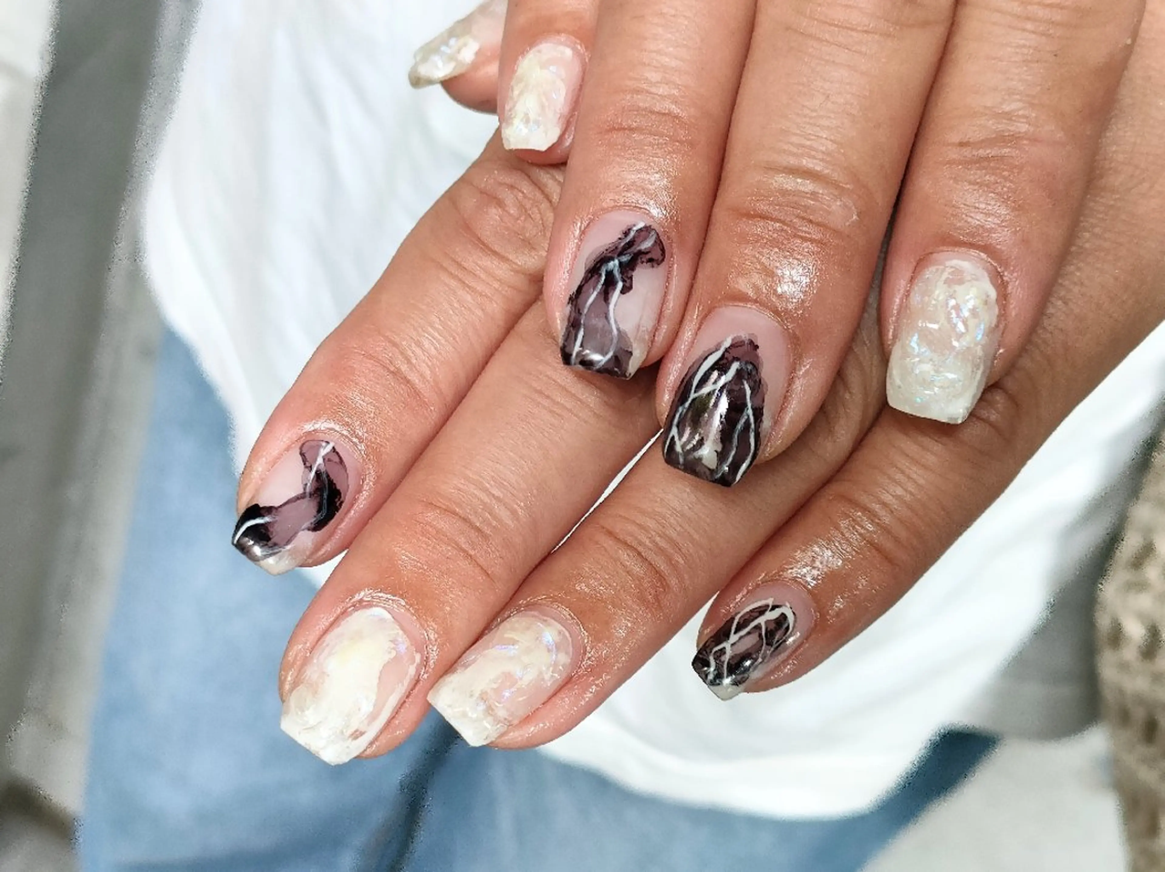 ネイル アートネイル ニュアンスネイル oir. nailsalonのネイルデザイン