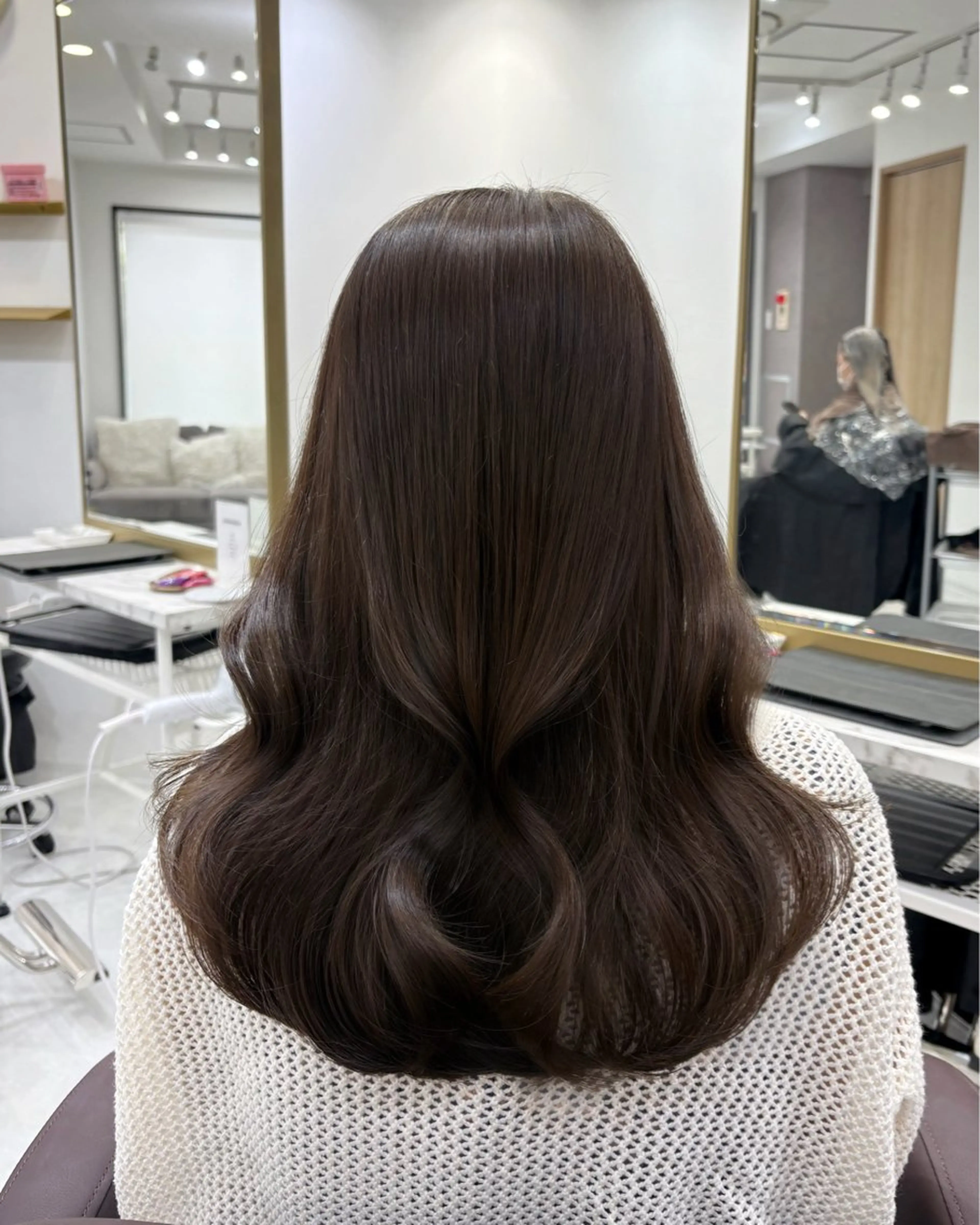 【大好評に付き特別🈹🤍🪽】カット➕髪質改善ケアカラー➕髪質改善トリートメントの写真