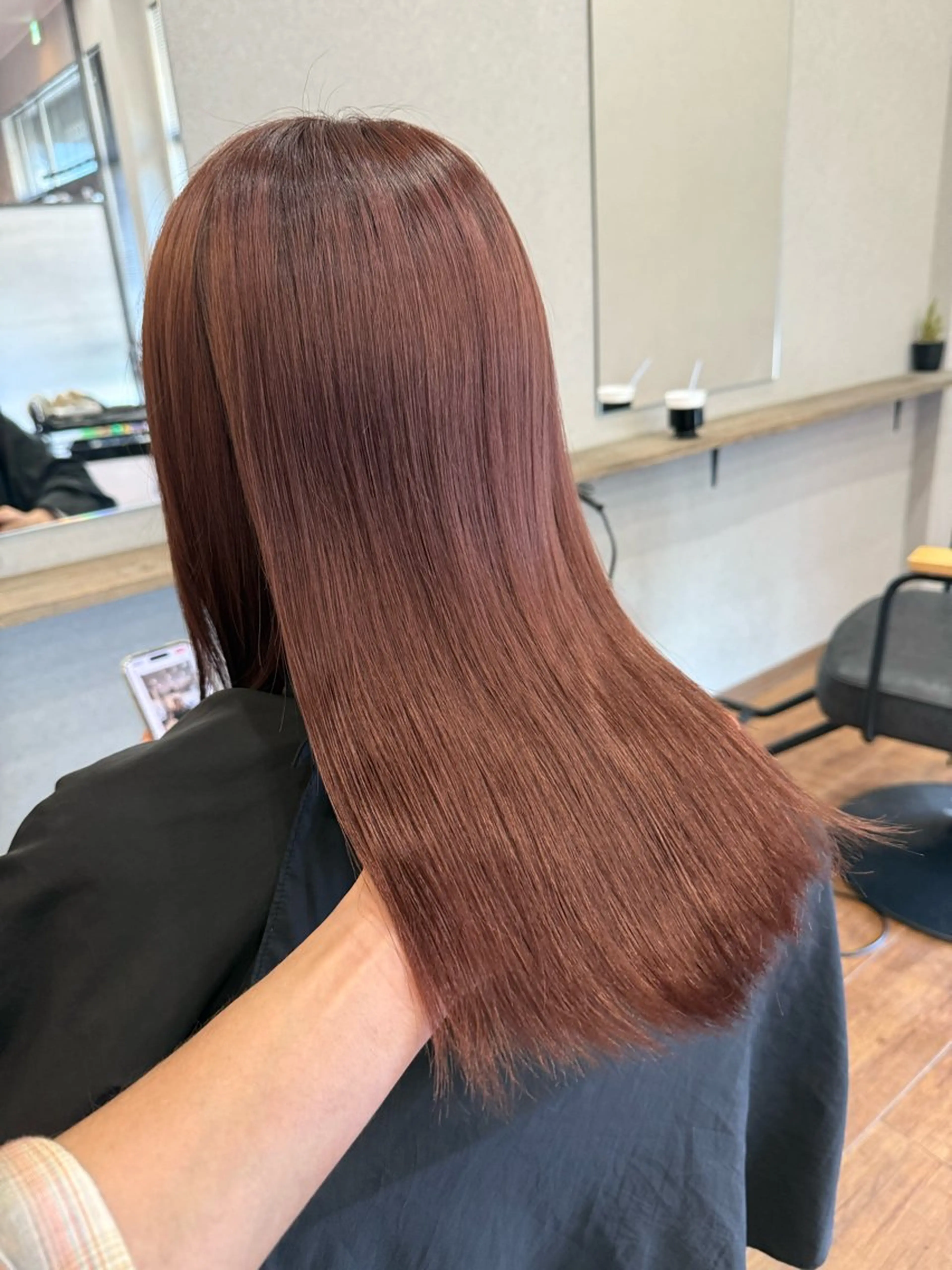 ロング カラー ブラウンカラー ピンクカラー ピンクブラウン ヘアカラー トリートメント 鵜飼 真伍のヘアスタイル