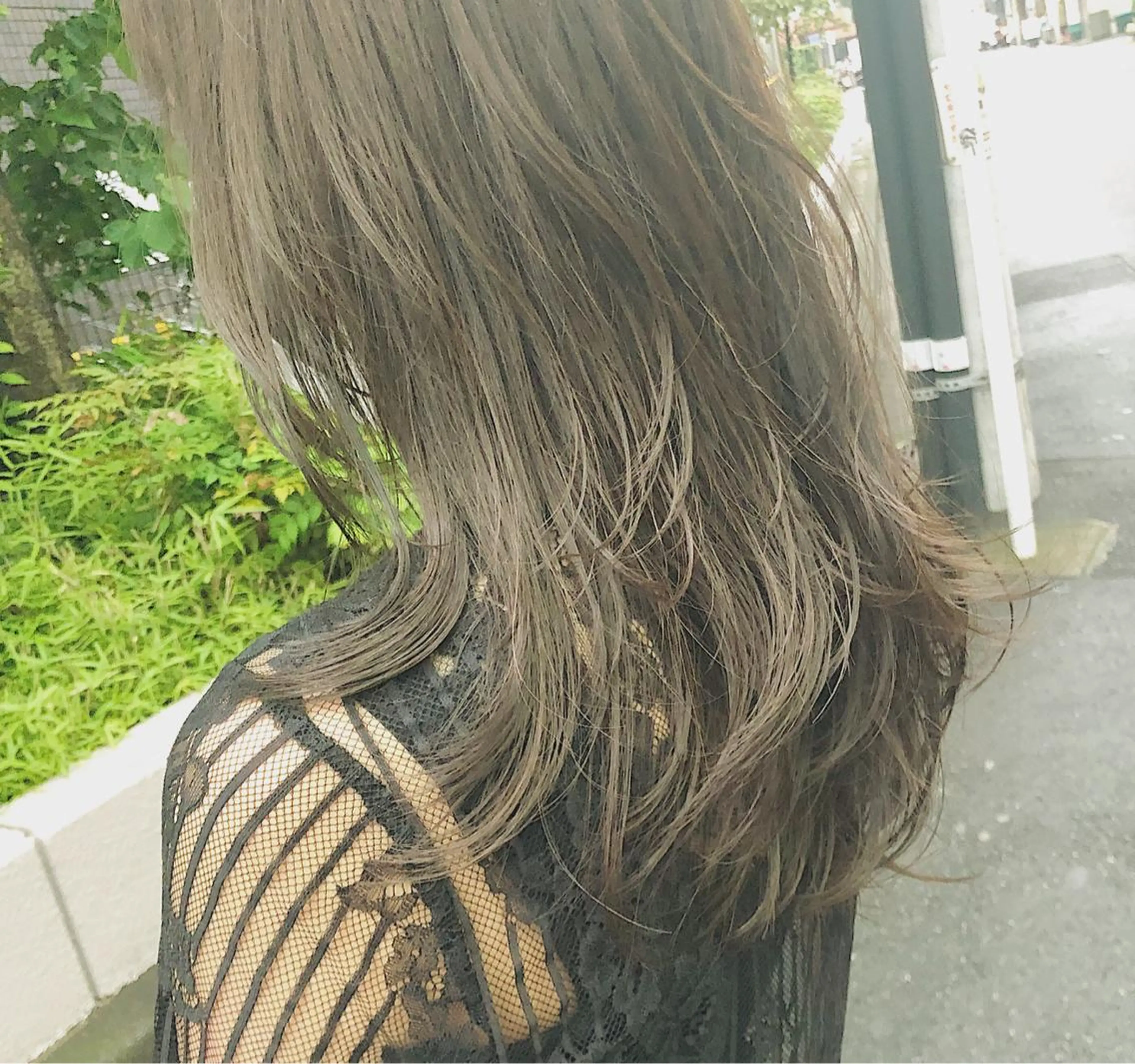 セミロング カラー パーマ ヘアアレンジ ケアカラー 透明感カラー ハイライトカラー ハイトーンカラー ハイライト カット ヘアカラー トリートメント 【ツヤ髪美容師】 ツダケイスケのヘアスタイル