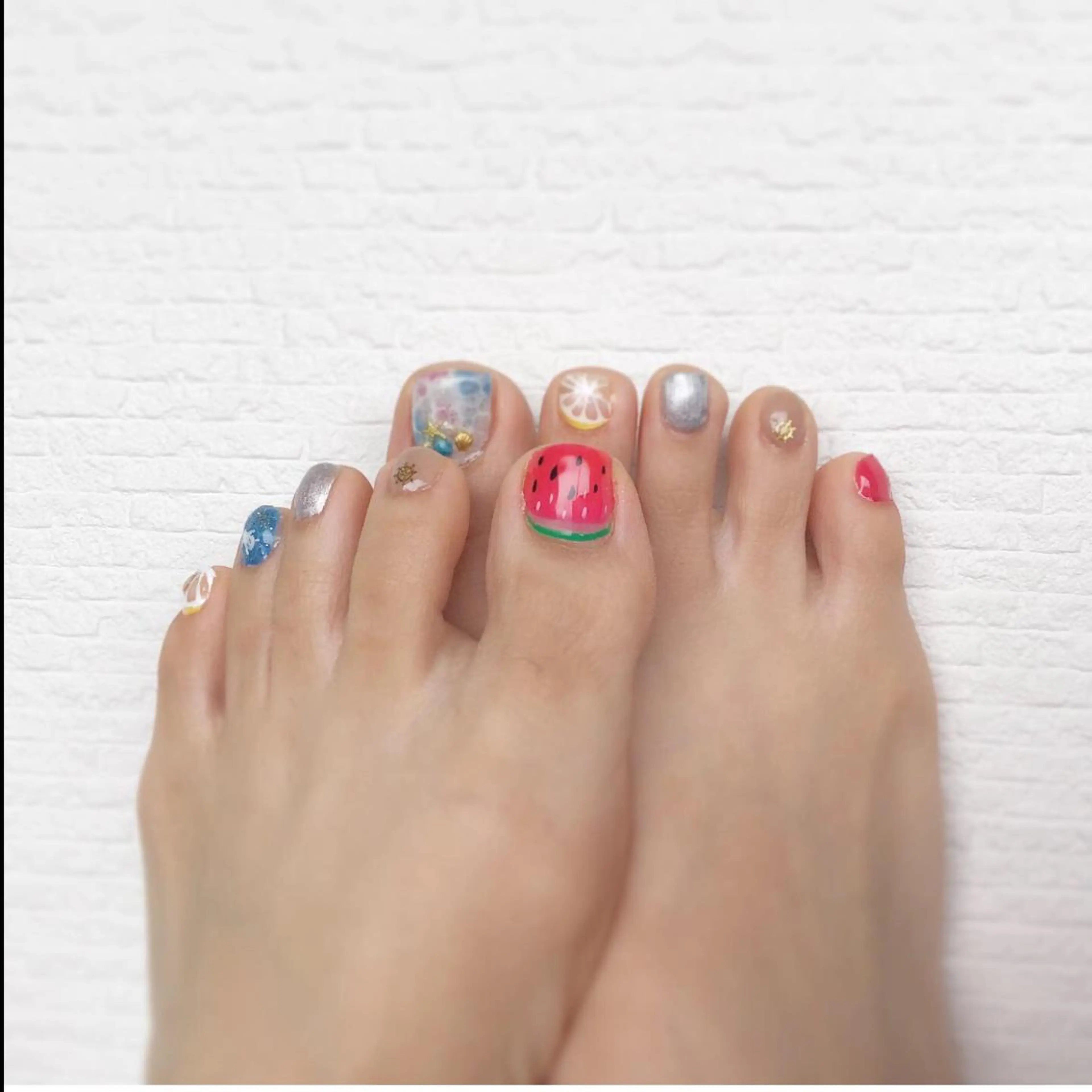 ネイル フットネイル gui amichanのネイルデザイン