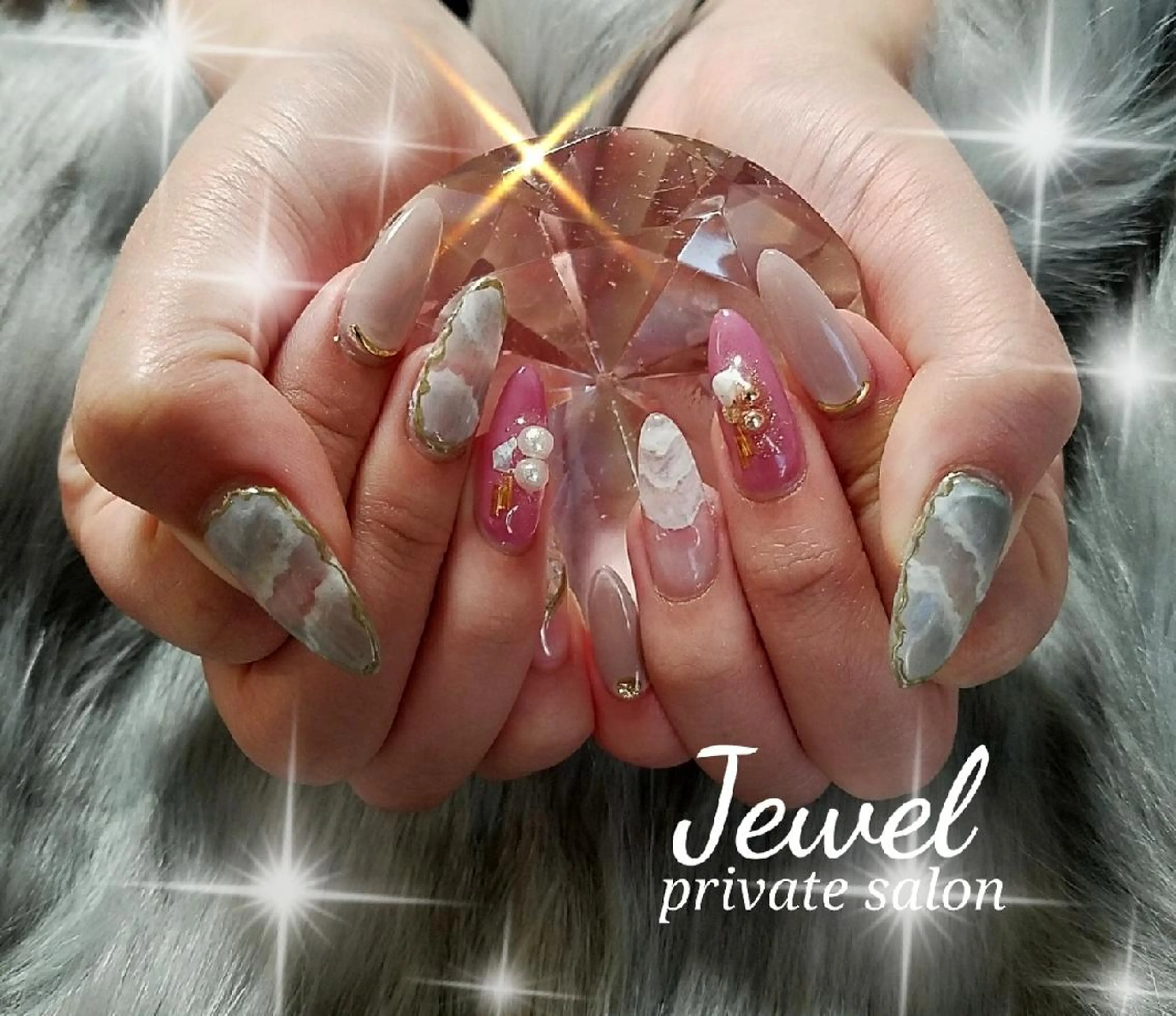 ネイル ＪＥＷＥＬ ＮＡＩＬのネイルデザイン